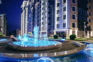 Продаж трикімнатної квартири в Києві, на вул. Іоанна Павла II 6/1, район Саперне Поле фото 2