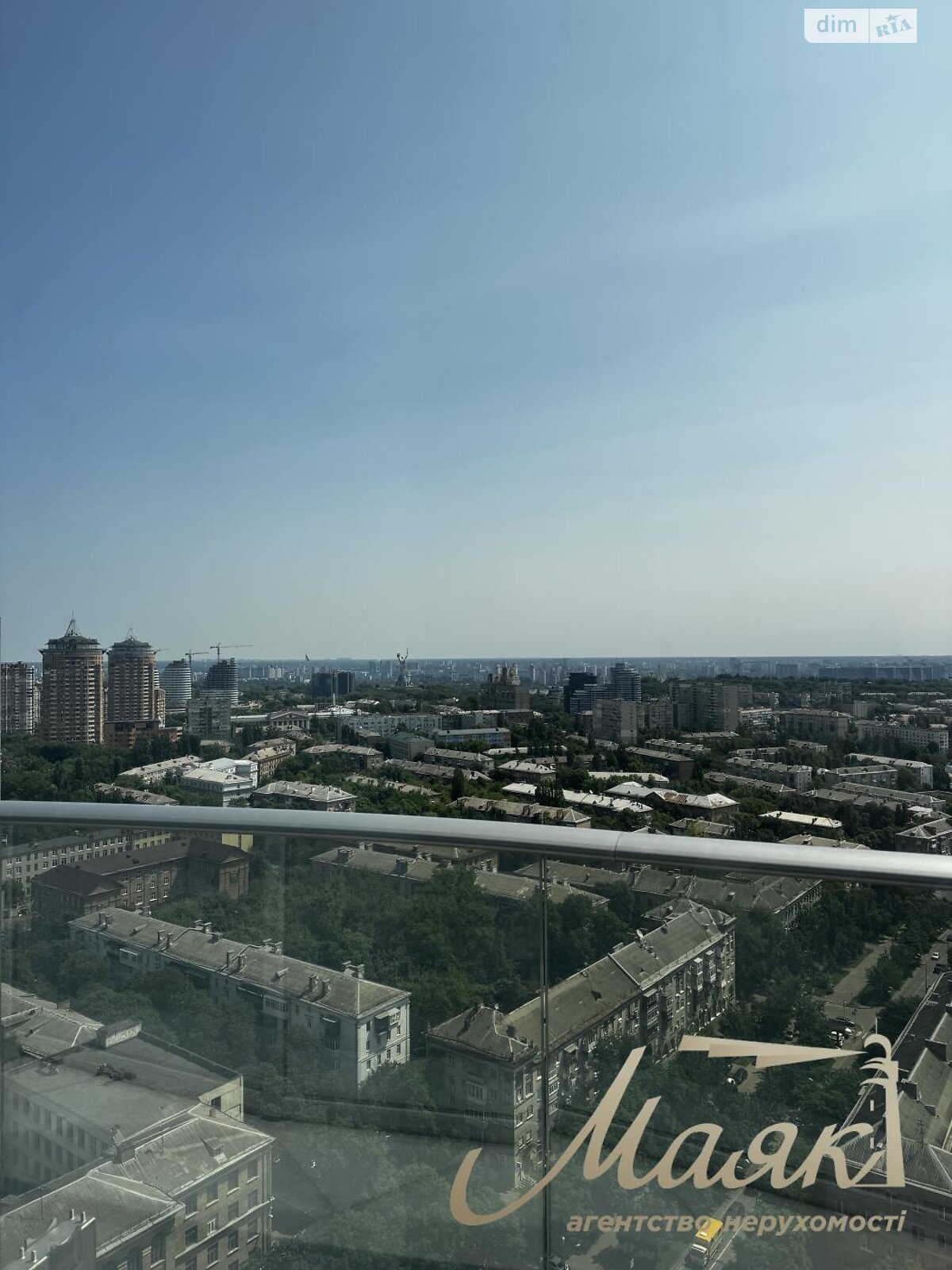 Продаж трикімнатної квартири в Києві, на вул. Іоанна Павла II 12, район Саперне Поле фото 1 Продаж трикімнатної квартири в Києві, на вул. Іоанна Павла II 12, район Саперне Поле фото 1