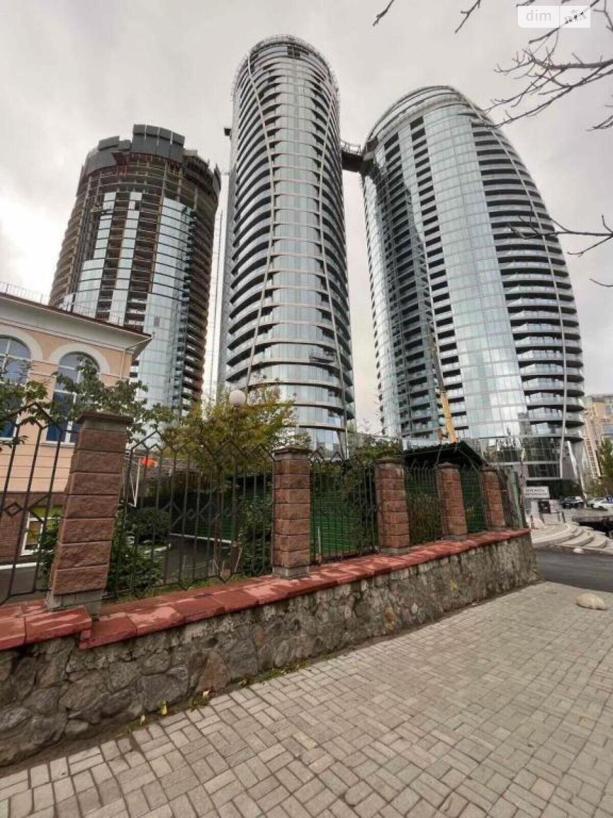 Продаж двокімнатної квартири в Києві, на вул. Іоанна Павла II 12, район Саперне Поле фото 1 Продаж двокімнатної квартири в Києві, на вул. Іоанна Павла II 12, район Саперне Поле фото 1