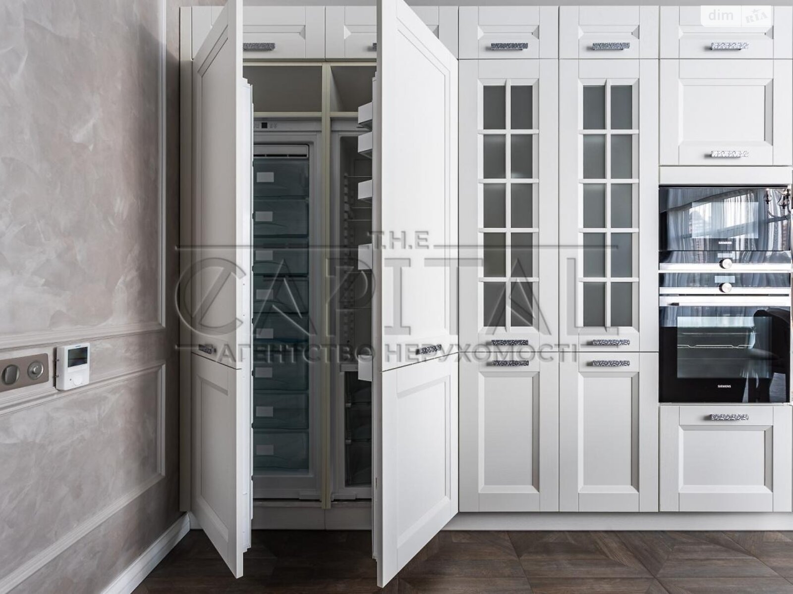 Продаж трикімнатної квартири в Києві, на вул. Іоанна Павла II 6/1, район Саперне Поле фото 1