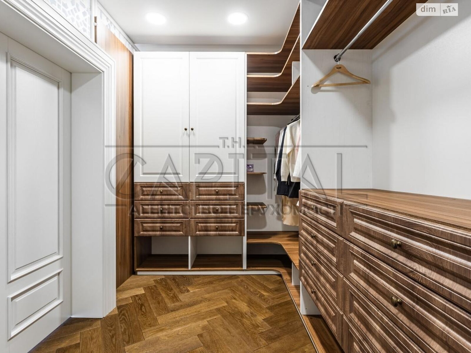 Продаж трикімнатної квартири в Києві, на вул. Іоанна Павла II 6/1, район Саперне Поле фото 1 Продаж трикімнатної квартири в Києві, на вул. Іоанна Павла II 6/1, район Саперне Поле фото 1