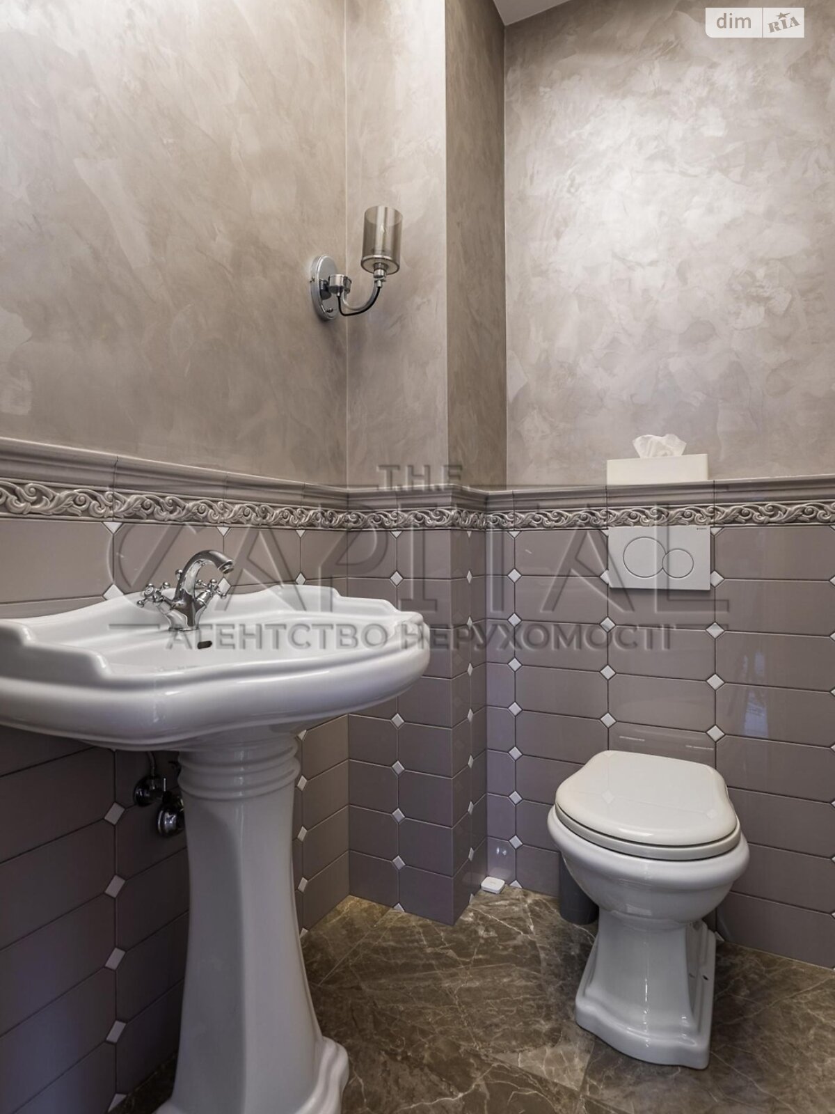 Продаж трикімнатної квартири в Києві, на вул. Іоанна Павла II 6/1, район Саперне Поле фото 1 Продаж трикімнатної квартири в Києві, на вул. Іоанна Павла II 6/1, район Саперне Поле фото 1