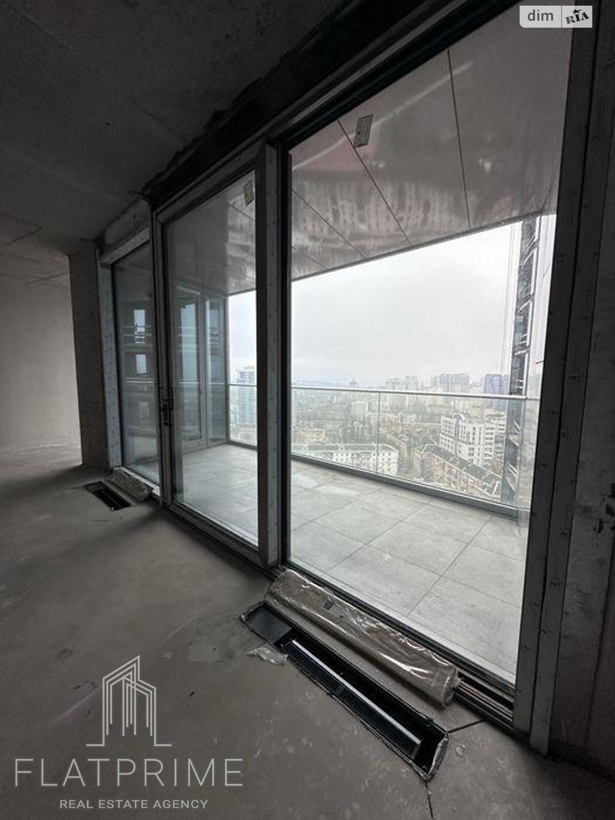 Продажа двухкомнатной квартиры в Киеве, на ул. Иоанна Павла II 12, район Саперное Поле фото 1 Продажа двухкомнатной квартиры в Киеве, на ул. Иоанна Павла II 12, район Саперное Поле фото 1