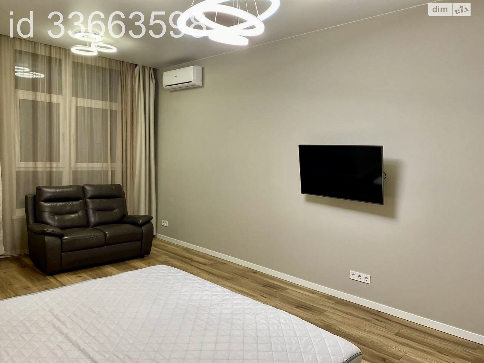 Продаж однокімнатної квартири в Києві, на вул. Іоанна Павла II 11, район Саперне Поле фото 1