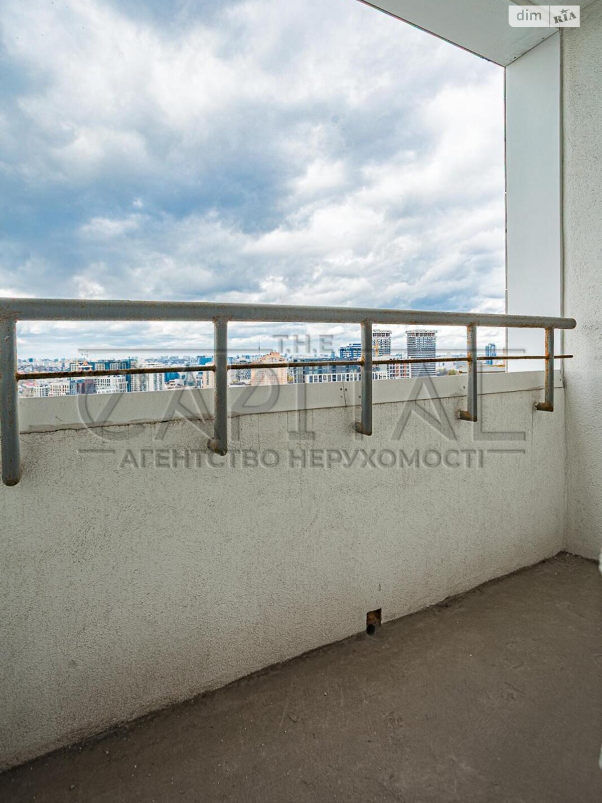 Продаж трикімнатної квартири в Києві, на вул. Іоанна Павла II 11, район Саперне Поле фото 1