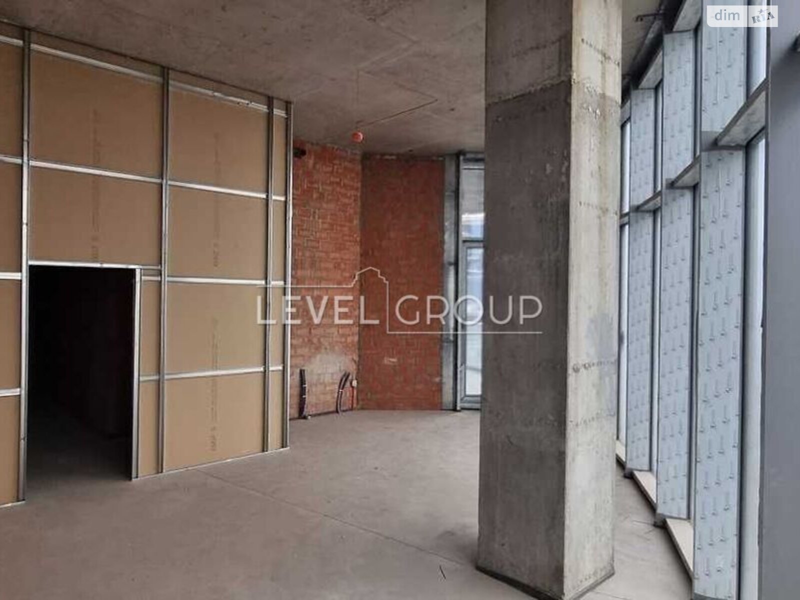 Продаж трикімнатної квартири в Києві, на вул. Іоанна Павла II 12, район Саперне Поле фото 1 Продаж трикімнатної квартири в Києві, на вул. Іоанна Павла II 12, район Саперне Поле фото 1