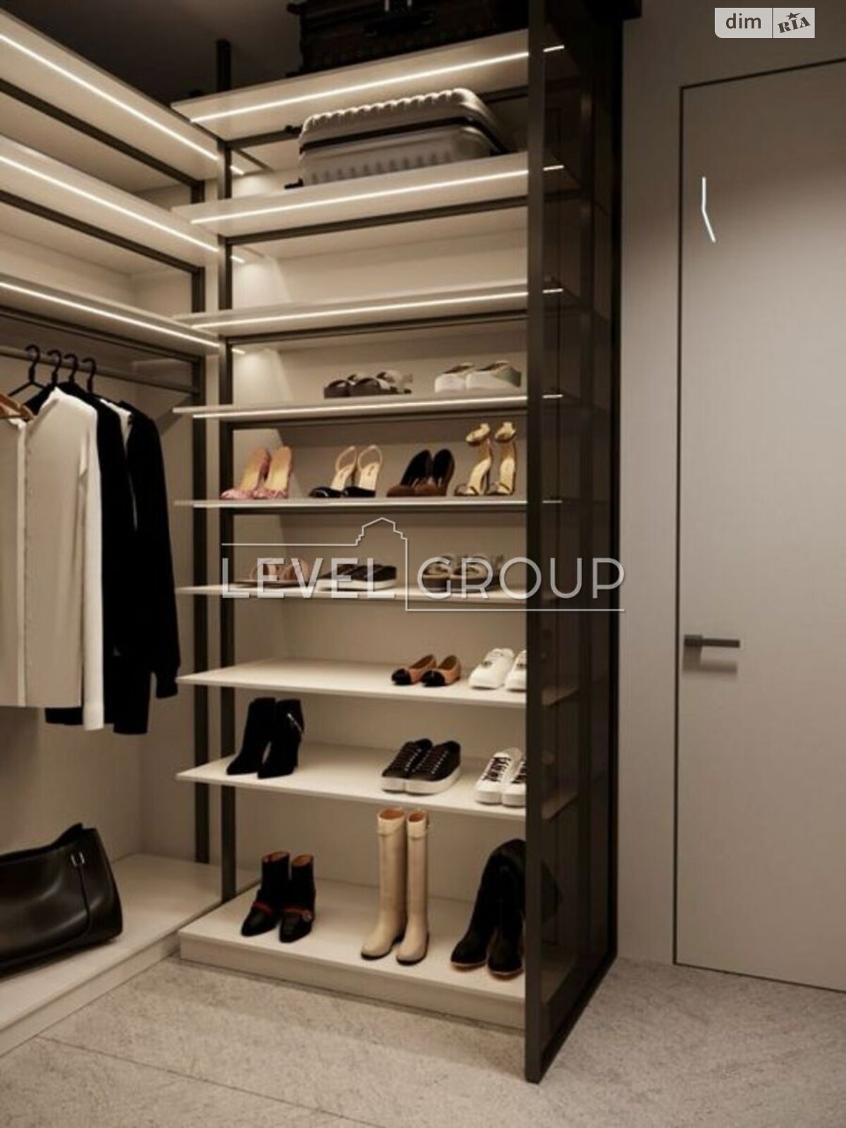 Продаж трикімнатної квартири в Києві, на вул. Іоанна Павла II 12, район Саперне Поле фото 1 Продаж трикімнатної квартири в Києві, на вул. Іоанна Павла II 12, район Саперне Поле фото 1