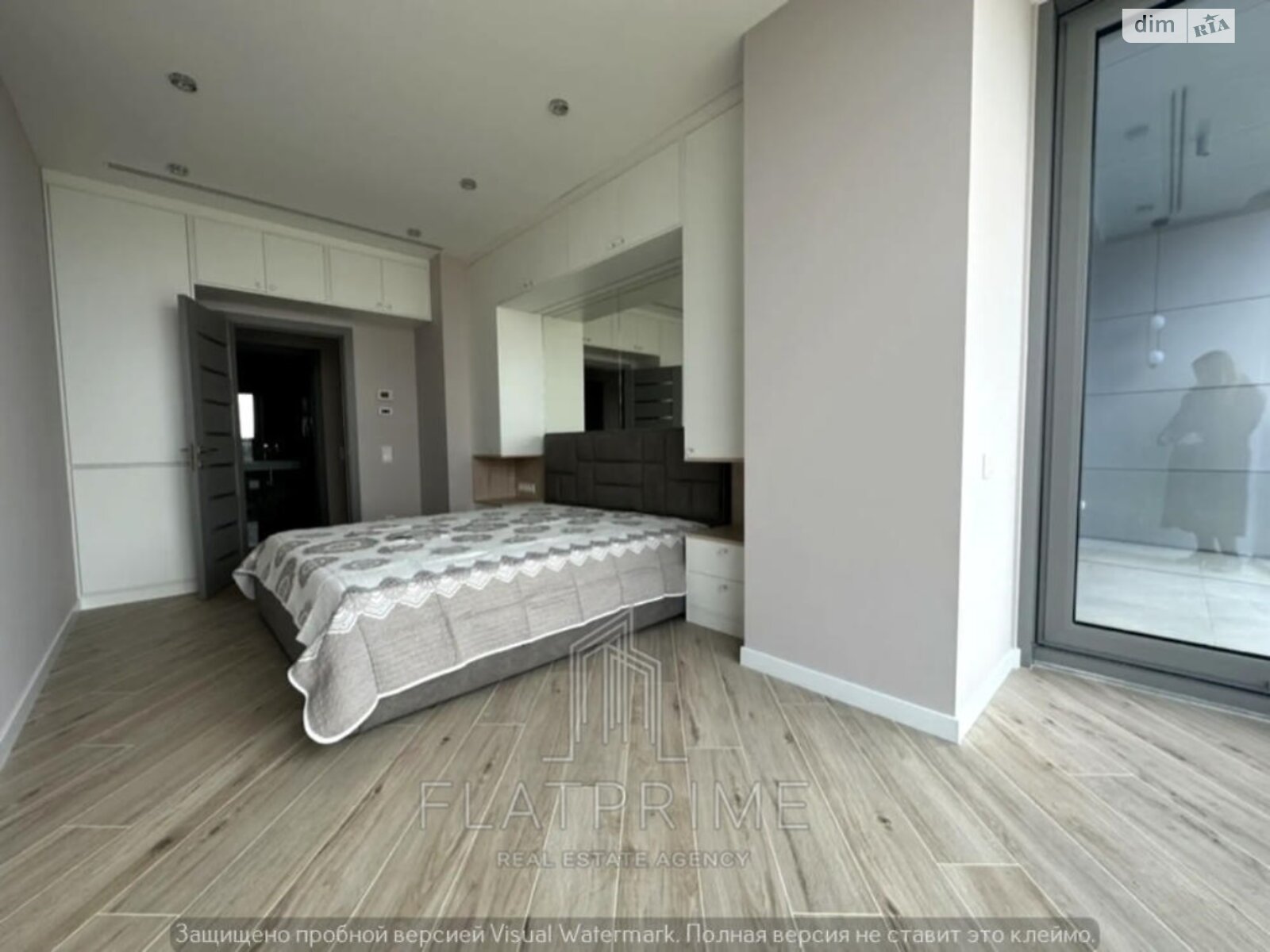 Продаж трикімнатної квартири в Києві, на вул. Іоанна Павла II 12, район Саперне Поле фото 1