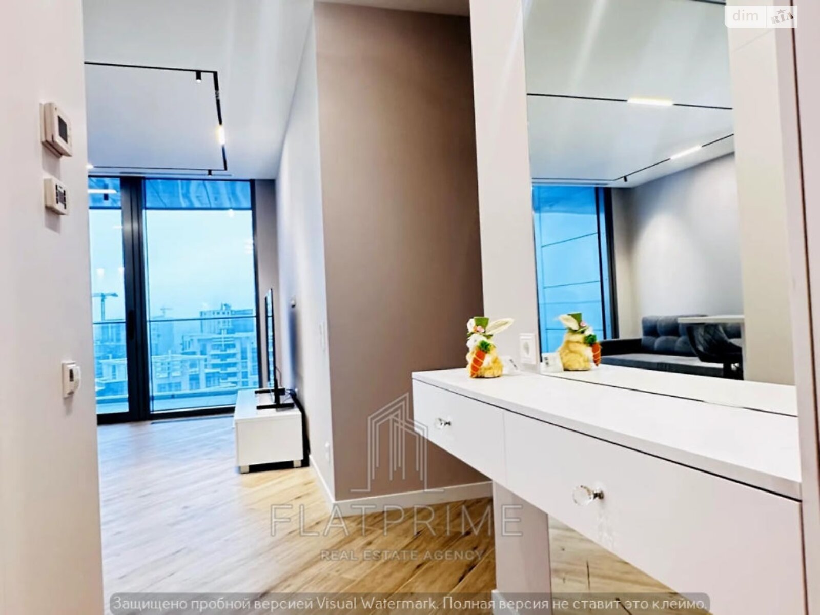 Продаж трикімнатної квартири в Києві, на вул. Іоанна Павла II 12, район Саперне Поле фото 1