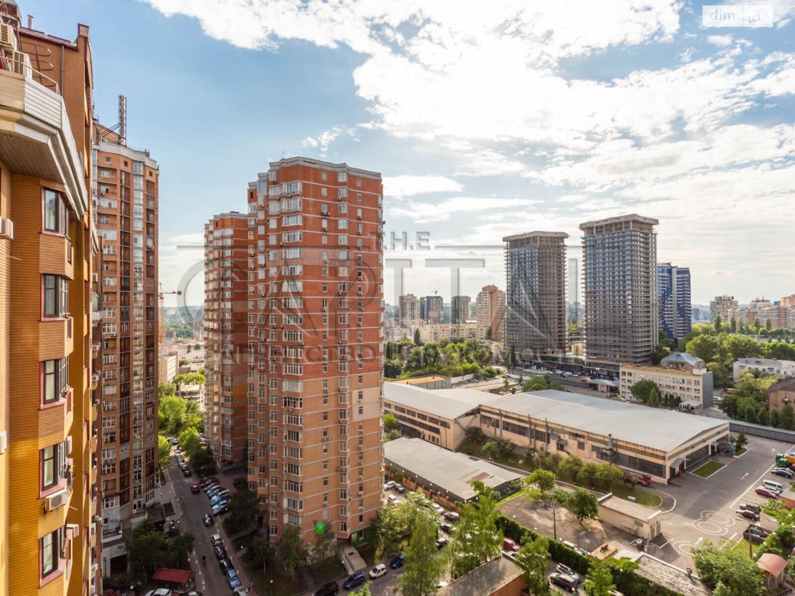 Продажа двухкомнатной квартиры в Киеве, на ул. Коновальца Евгения 32Б, район Саперное Поле фото 1 Продажа двухкомнатной квартиры в Киеве, на ул. Коновальца Евгения 32Б, район Саперное Поле фото 1
