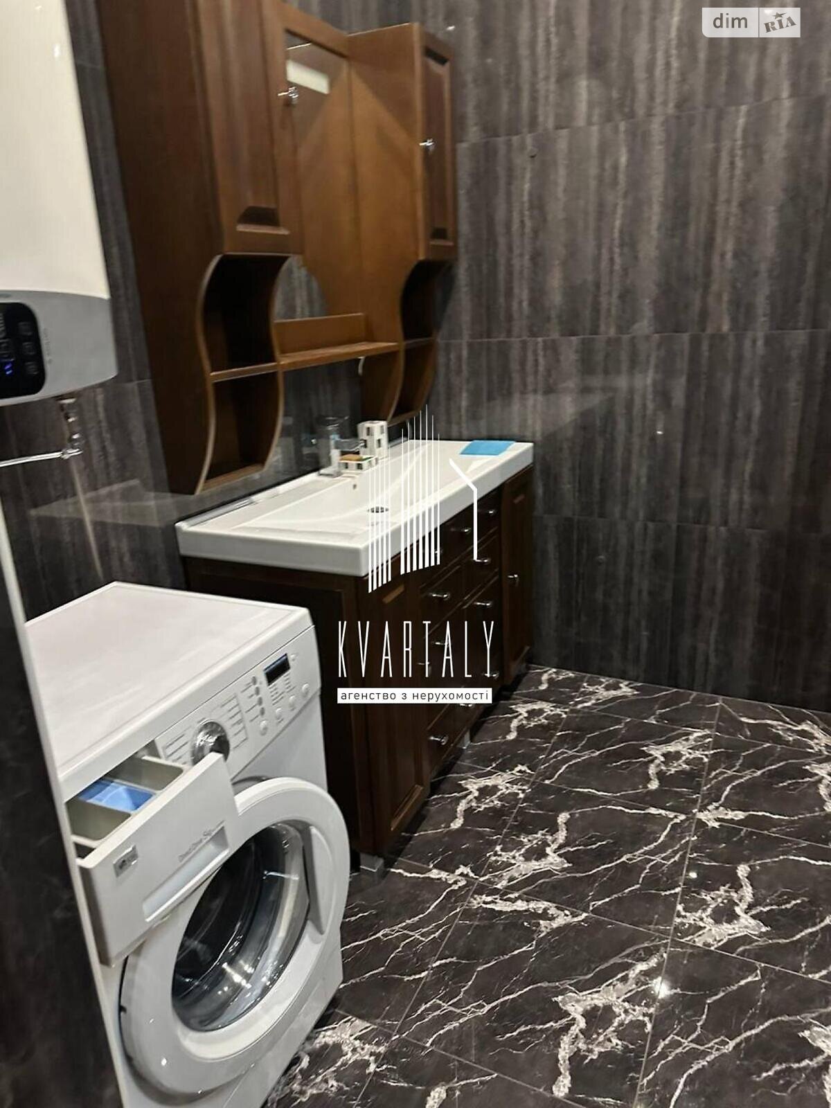 Продажа двухкомнатной квартиры в Киеве, на ул. Коновальца Евгения 32Б, район Саперное Поле фото 1 Продажа двухкомнатной квартиры в Киеве, на ул. Коновальца Евгения 32Б, район Саперное Поле фото 1