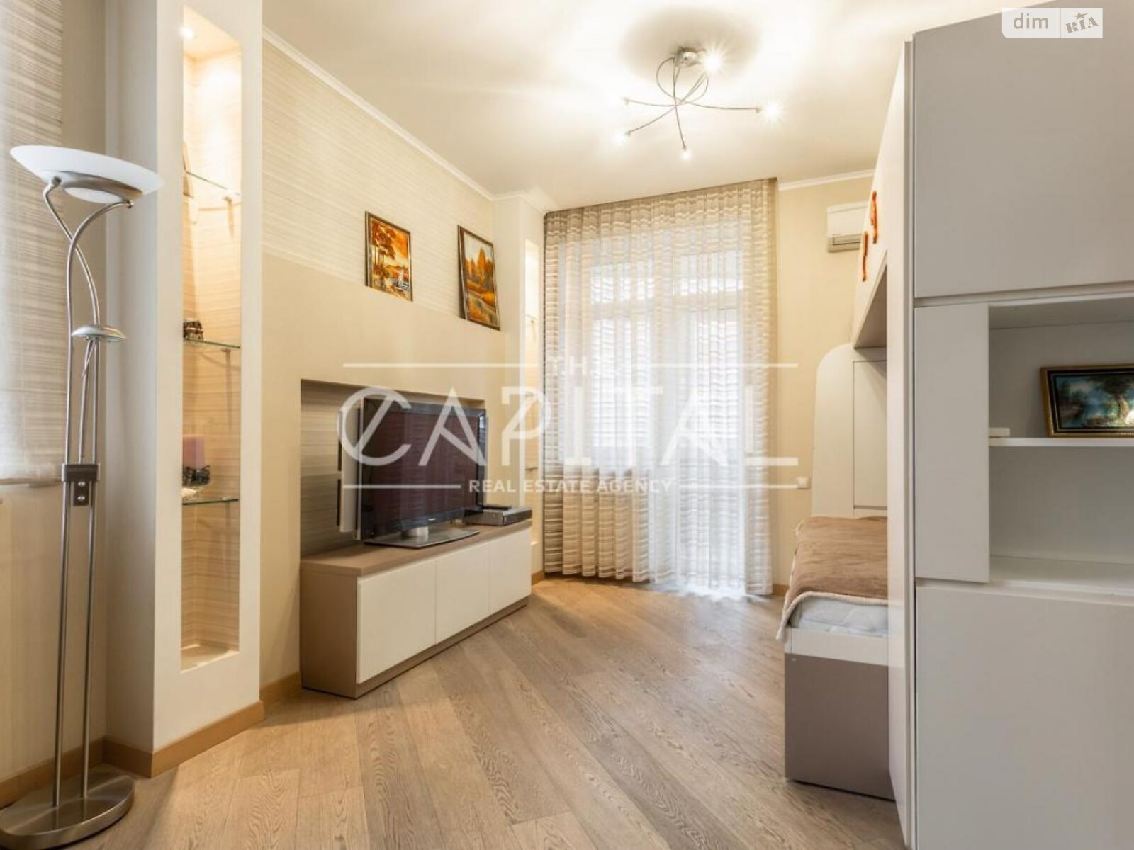 Продажа трехкомнатной квартиры в Киеве, на ул. Коновальца Евгения 32Г, район Саперное Поле фото 1 Продажа трехкомнатной квартиры в Киеве, на ул. Коновальца Евгения 32Г, район Саперное Поле фото 1