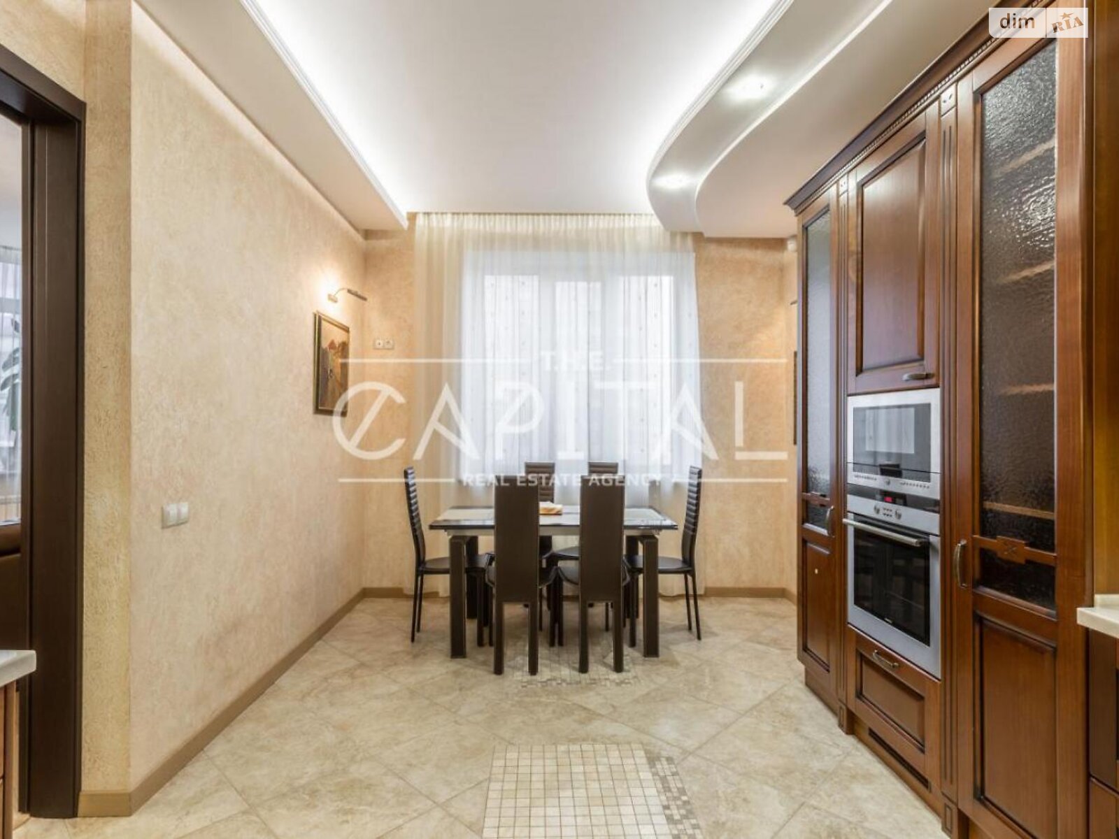Продажа трехкомнатной квартиры в Киеве, на ул. Коновальца Евгения 32Г, район Саперное Поле фото 1 Продажа трехкомнатной квартиры в Киеве, на ул. Коновальца Евгения 32Г, район Саперное Поле фото 1