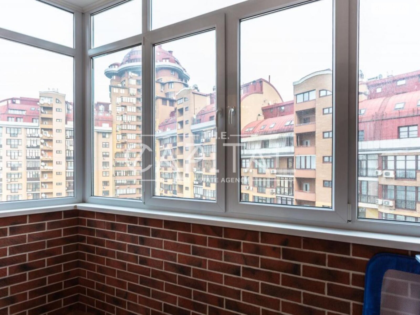 Продажа трехкомнатной квартиры в Киеве, на ул. Коновальца Евгения 32Г, район Саперное Поле фото 1 Продажа трехкомнатной квартиры в Киеве, на ул. Коновальца Евгения 32Г, район Саперное Поле фото 1