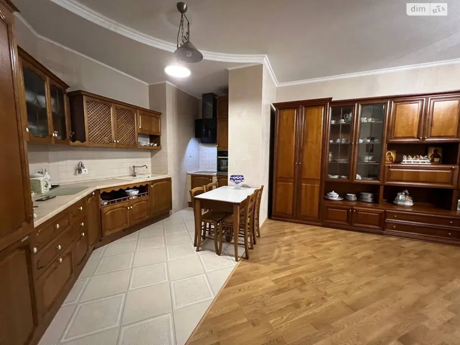 Продажа двухкомнатной квартиры в Киеве, на ул. Коновальца Евгения 44А, район Саперное Поле фото 1 Продажа двухкомнатной квартиры в Киеве, на ул. Коновальца Евгения 44А, район Саперное Поле фото 1