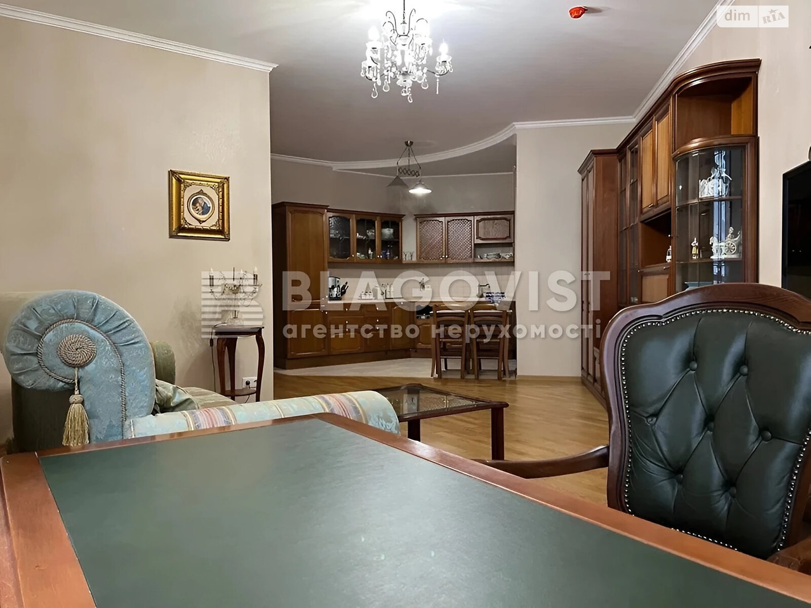 Продажа трехкомнатной квартиры в Киеве, на ул. Коновальца Евгения 44А, район Саперное Поле фото 1 Продажа трехкомнатной квартиры в Киеве, на ул. Коновальца Евгения 44А, район Саперное Поле фото 1