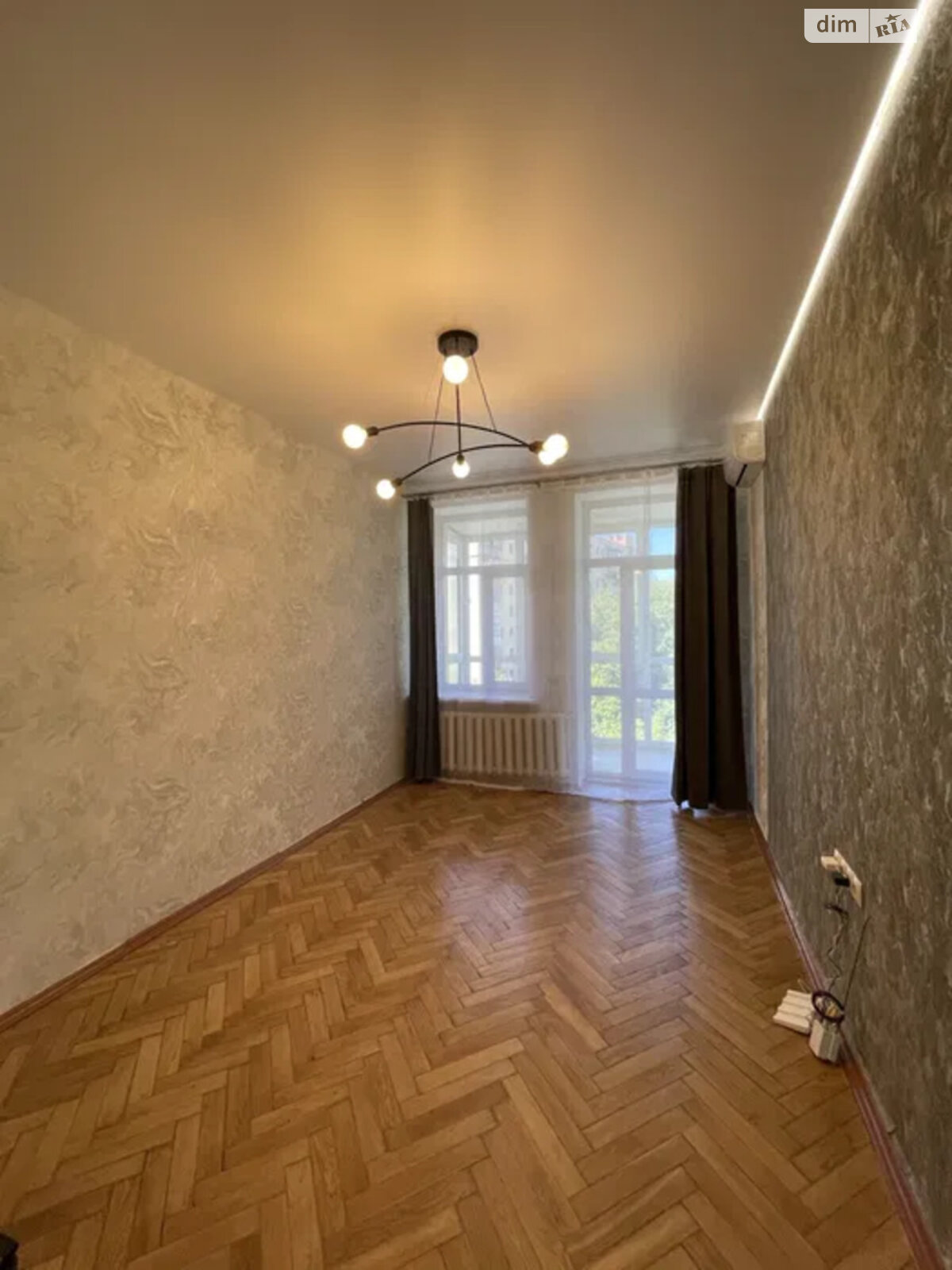Продаж двокімнатної квартири в Києві, на вул. Коновальця Євгена 26, район Саперне Поле фото 1 Продаж двокімнатної квартири в Києві, на вул. Коновальця Євгена 26, район Саперне Поле фото 1