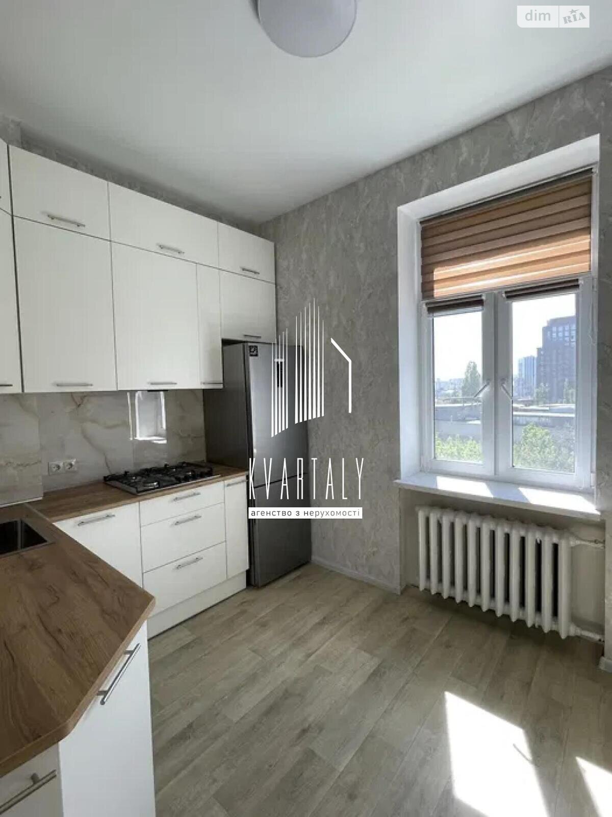 Продажа двухкомнатной квартиры в Киеве, на ул. Коновальца Евгения 18, район Саперное Поле фото 1 Продажа двухкомнатной квартиры в Киеве, на ул. Коновальца Евгения 18, район Саперное Поле фото 1