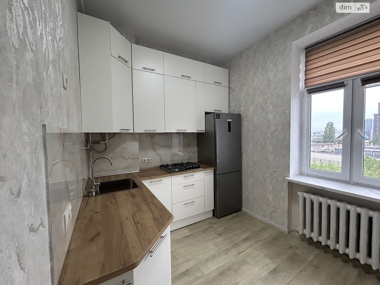 Продажа двухкомнатной квартиры в Киеве, на ул. Коновальца Евгения 18, район Саперное Поле фото 1 Продажа двухкомнатной квартиры в Киеве, на ул. Коновальца Евгения 18, район Саперное Поле фото 1