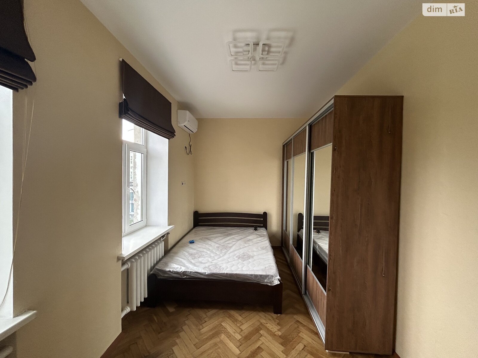 Продажа двухкомнатной квартиры в Киеве, на ул. Коновальца Евгения 18, район Саперное Поле фото 1 Продажа двухкомнатной квартиры в Киеве, на ул. Коновальца Евгения 18, район Саперное Поле фото 1