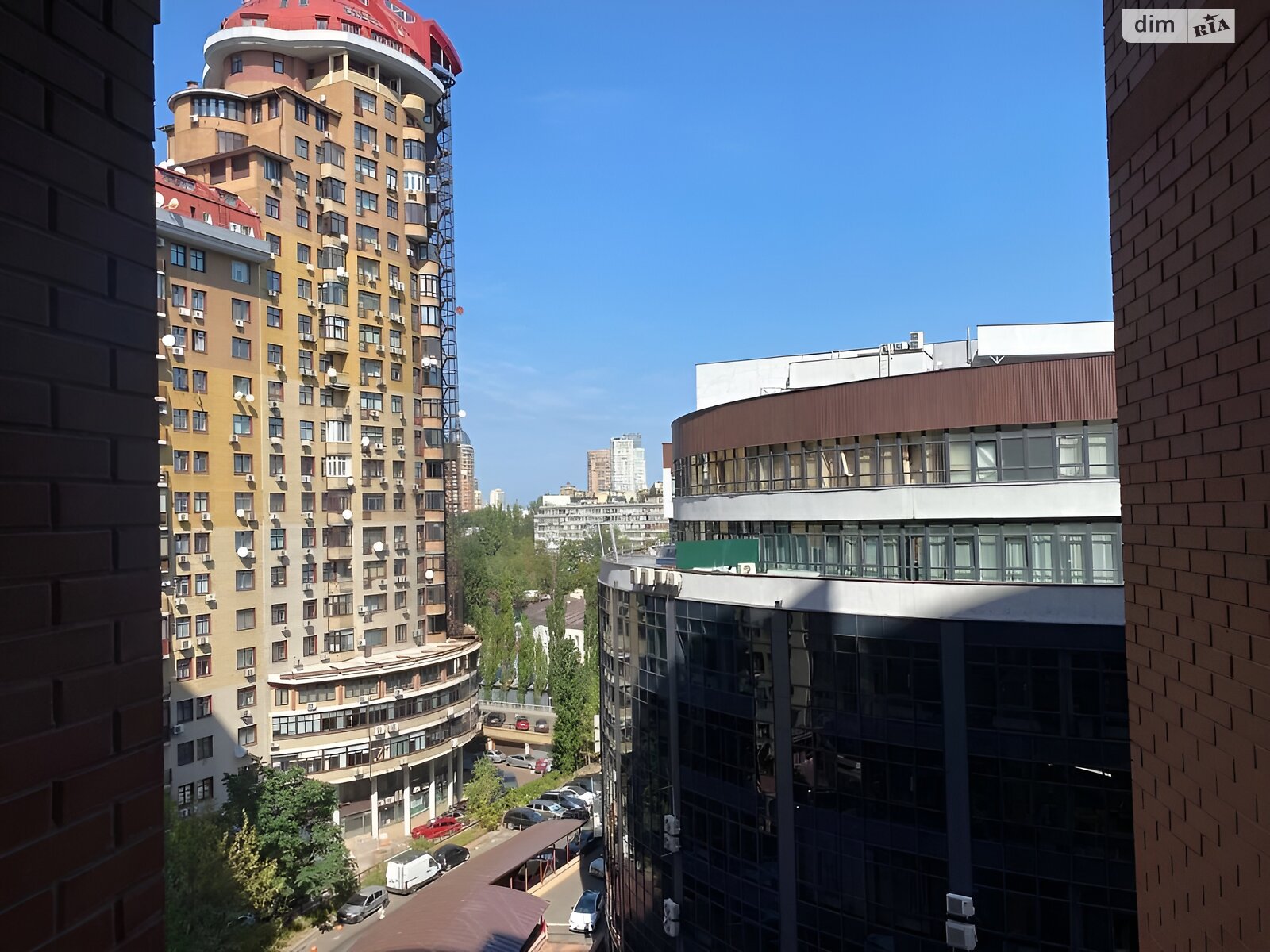 Продажа трехкомнатной квартиры в Киеве, на ул. Коновальца Евгения 36В, район Саперное Поле фото 1 Продажа трехкомнатной квартиры в Киеве, на ул. Коновальца Евгения 36В, район Саперное Поле фото 1