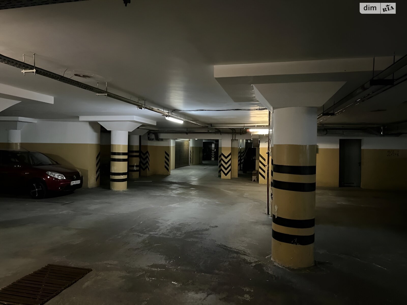 Продажа трехкомнатной квартиры в Киеве, на ул. Коновальца Евгения 36В, район Саперное Поле фото 1 Продажа трехкомнатной квартиры в Киеве, на ул. Коновальца Евгения 36В, район Саперное Поле фото 1