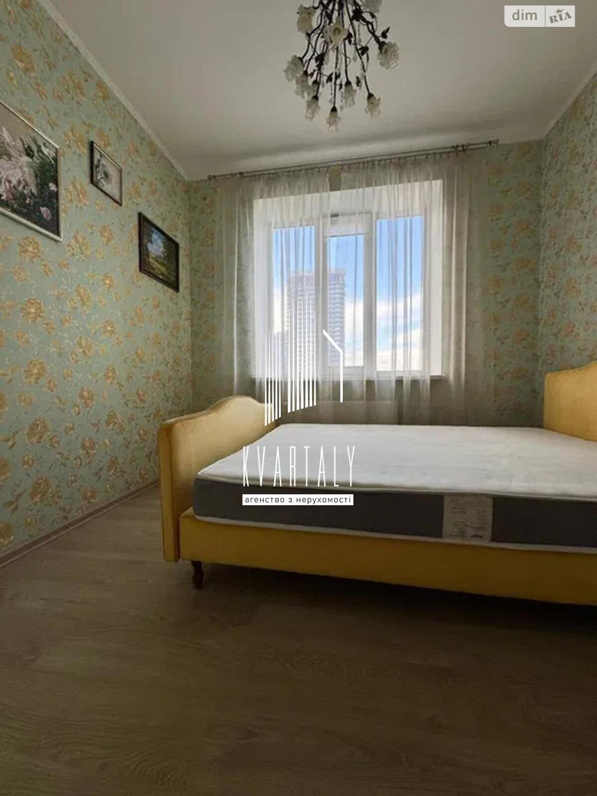 Продаж трикімнатної квартири в Києві, на вул. Коновальця Євгена 32Г, район Саперне Поле фото 1 Продаж трикімнатної квартири в Києві, на вул. Коновальця Євгена 32Г, район Саперне Поле фото 1