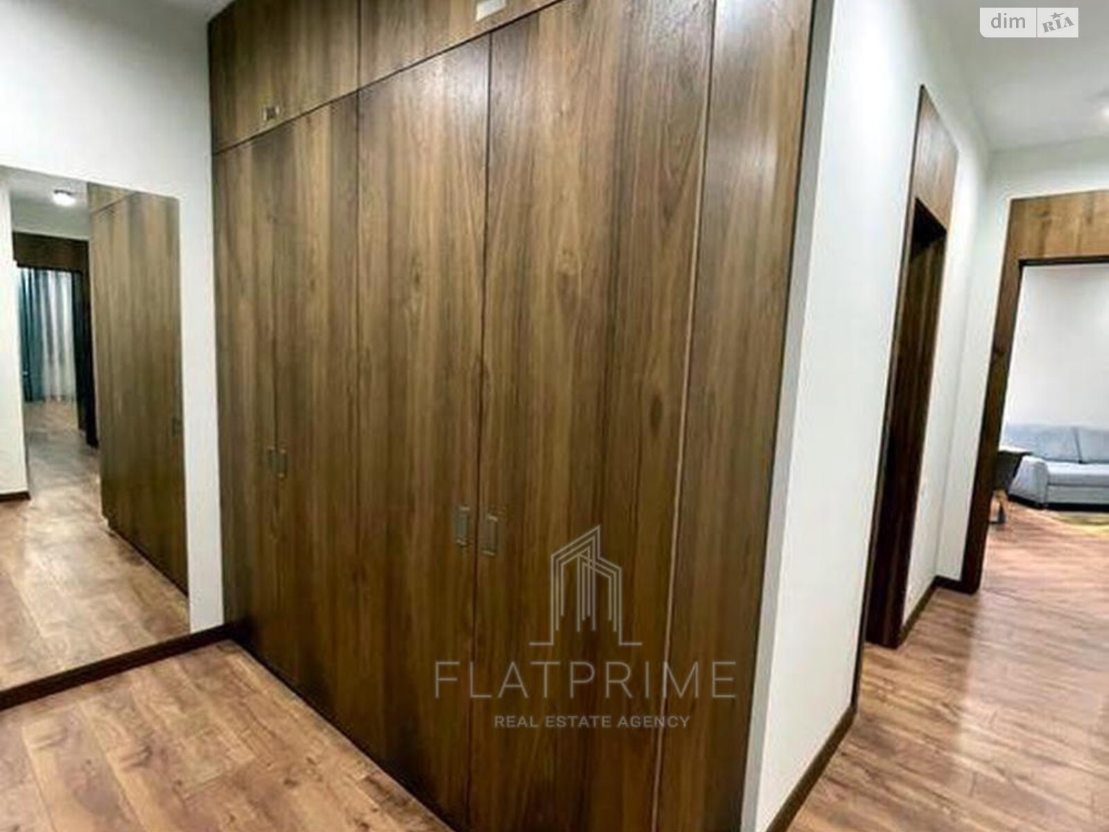 Продажа трехкомнатной квартиры в Киеве, на ул. Коновальца Евгения 44А, район Саперное Поле фото 1 Продажа трехкомнатной квартиры в Киеве, на ул. Коновальца Евгения 44А, район Саперное Поле фото 1
