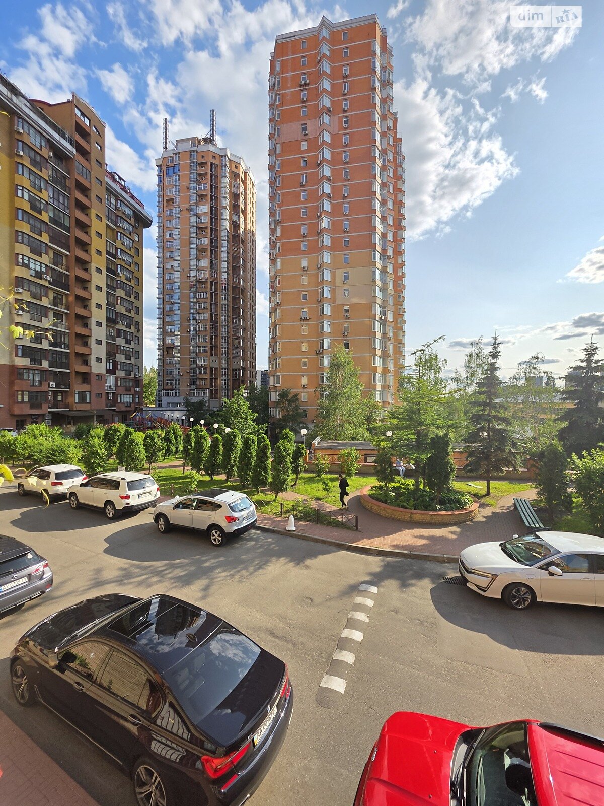 Продаж двокімнатної квартири в Києві, на вул. Коновальця Євгена 32Б, район Саперне Поле фото 1 Продаж двокімнатної квартири в Києві, на вул. Коновальця Євгена 32Б, район Саперне Поле фото 1