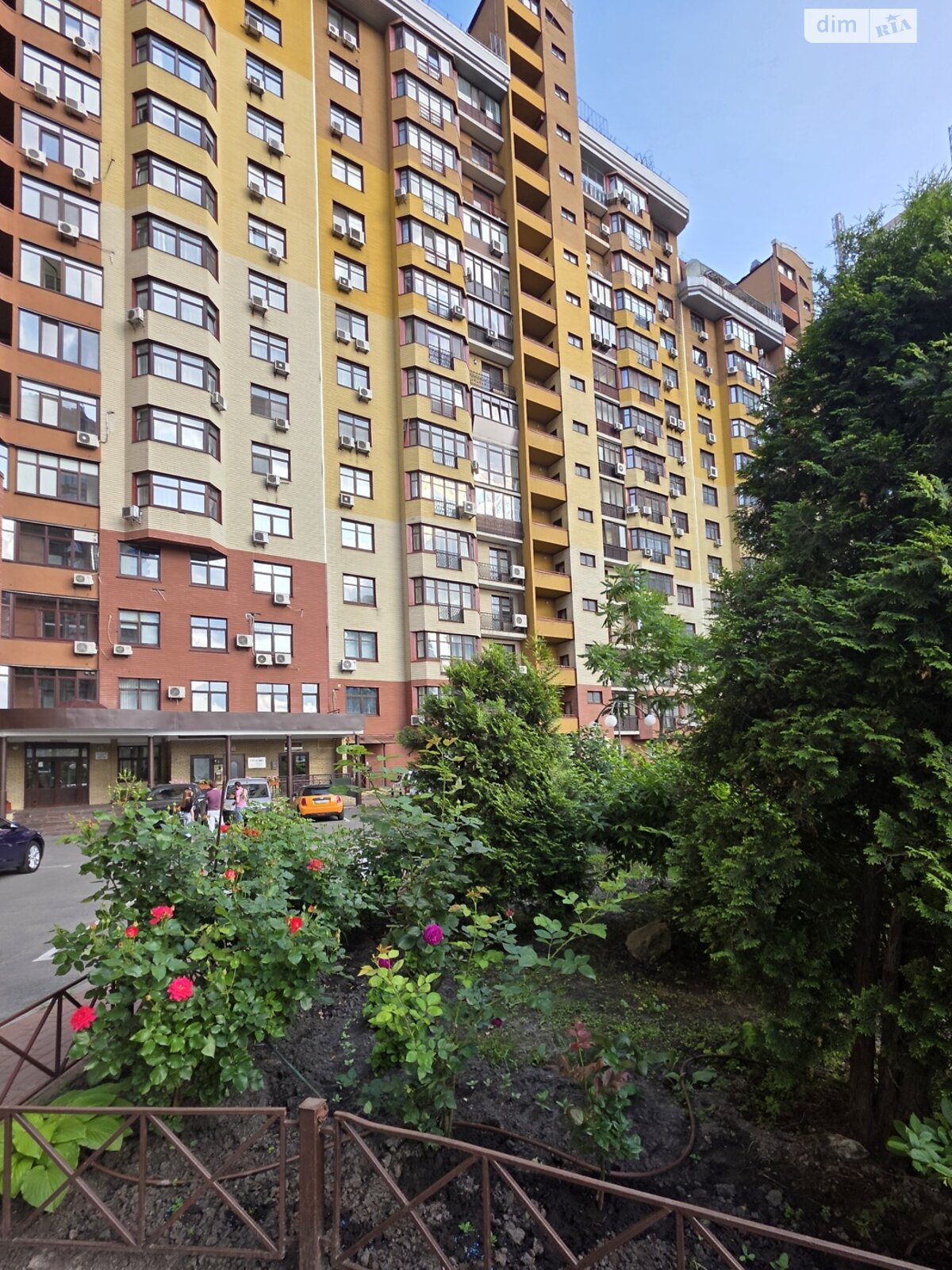 Продаж двокімнатної квартири в Києві, на вул. Коновальця Євгена 32Б, район Саперне Поле фото 1 Продаж двокімнатної квартири в Києві, на вул. Коновальця Євгена 32Б, район Саперне Поле фото 1