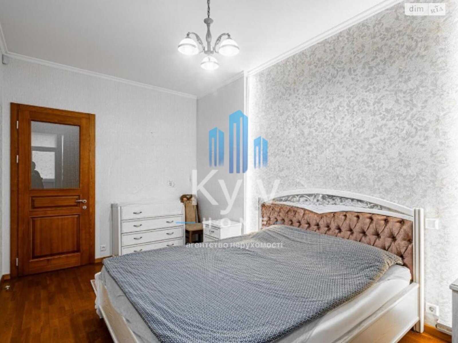 Продажа двухкомнатной квартиры в Киеве, на ул. Коновальца Евгения 44А, район Саперное Поле фото 1 Продажа двухкомнатной квартиры в Киеве, на ул. Коновальца Евгения 44А, район Саперное Поле фото 1