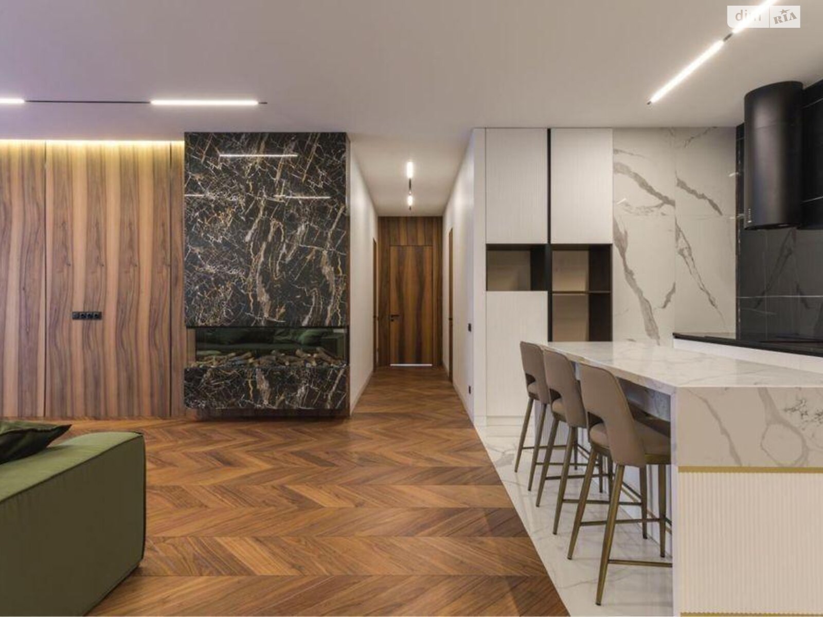 Продажа трехкомнатной квартиры в Киеве, на ул. Коновальца Евгения 26А, район Саперное Поле фото 1