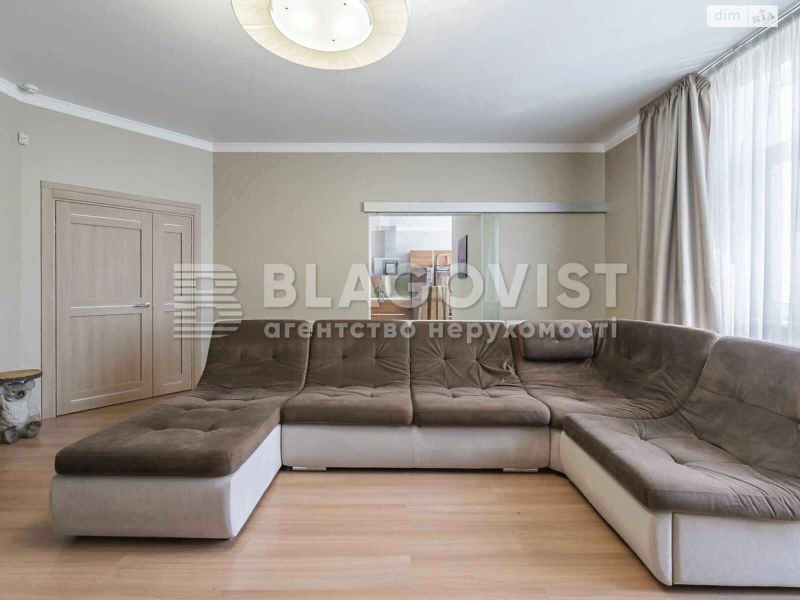 Продажа трехкомнатной квартиры в Киеве, на ул. Коновальца Евгения 44А, район Саперное Поле фото 1