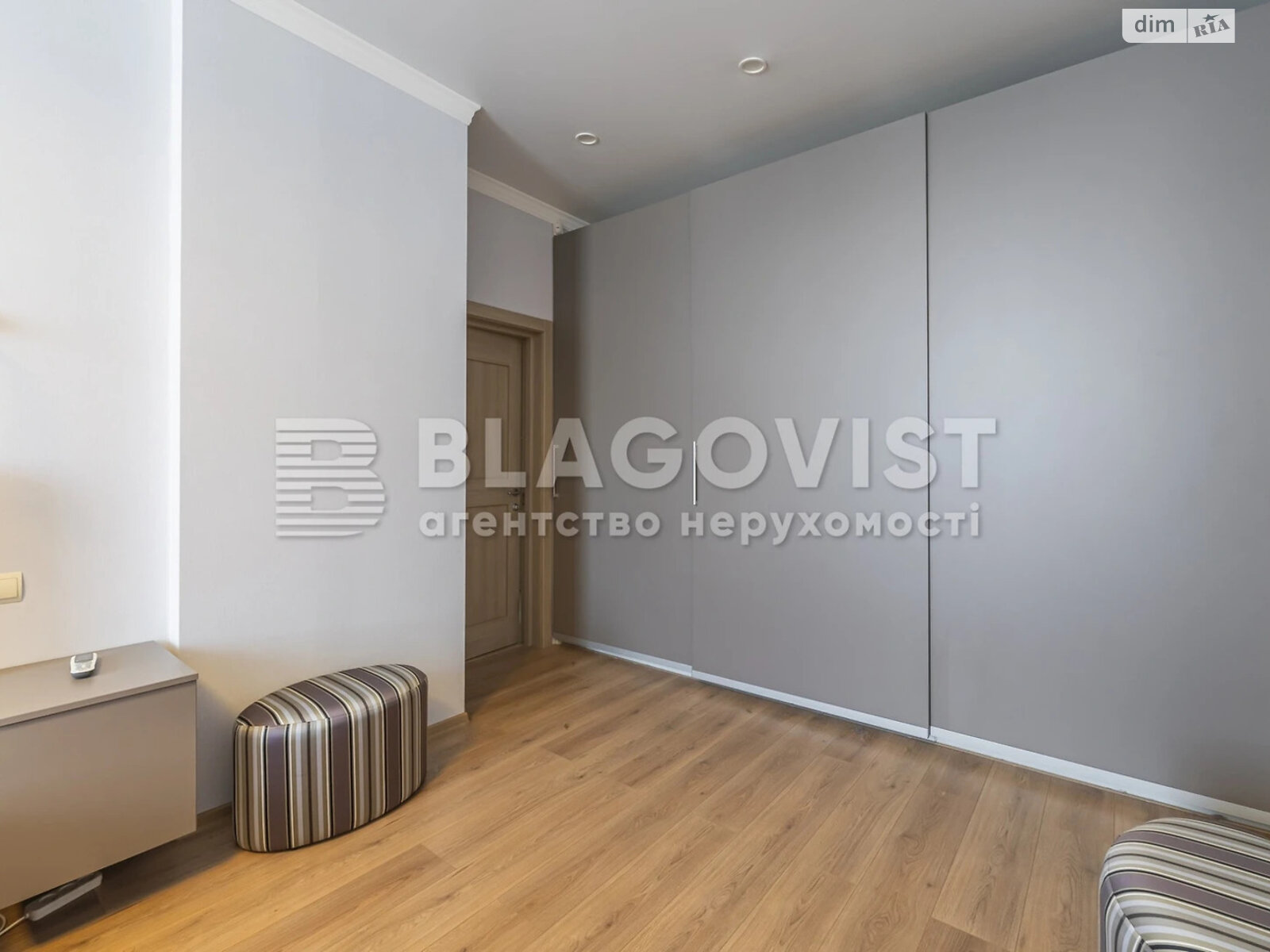 Продажа трехкомнатной квартиры в Киеве, на ул. Коновальца Евгения 44А, район Саперное Поле фото 1