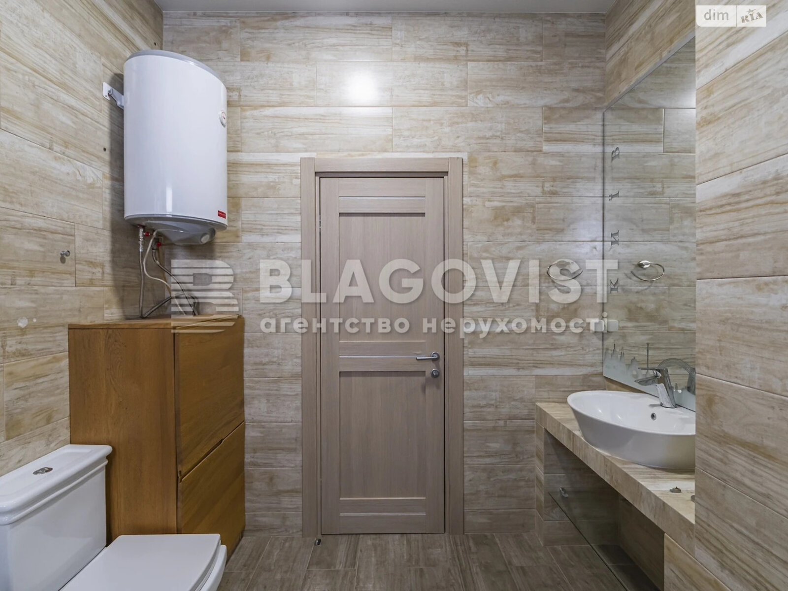 Продажа трехкомнатной квартиры в Киеве, на ул. Коновальца Евгения 44А, район Саперное Поле фото 1