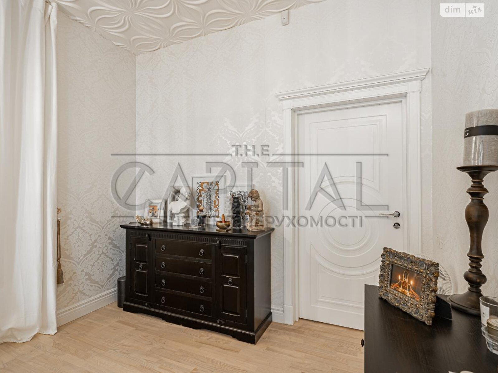 Продажа двухкомнатной квартиры в Киеве, на ул. Коновальца Евгения 36Е, район Саперное Поле фото 1