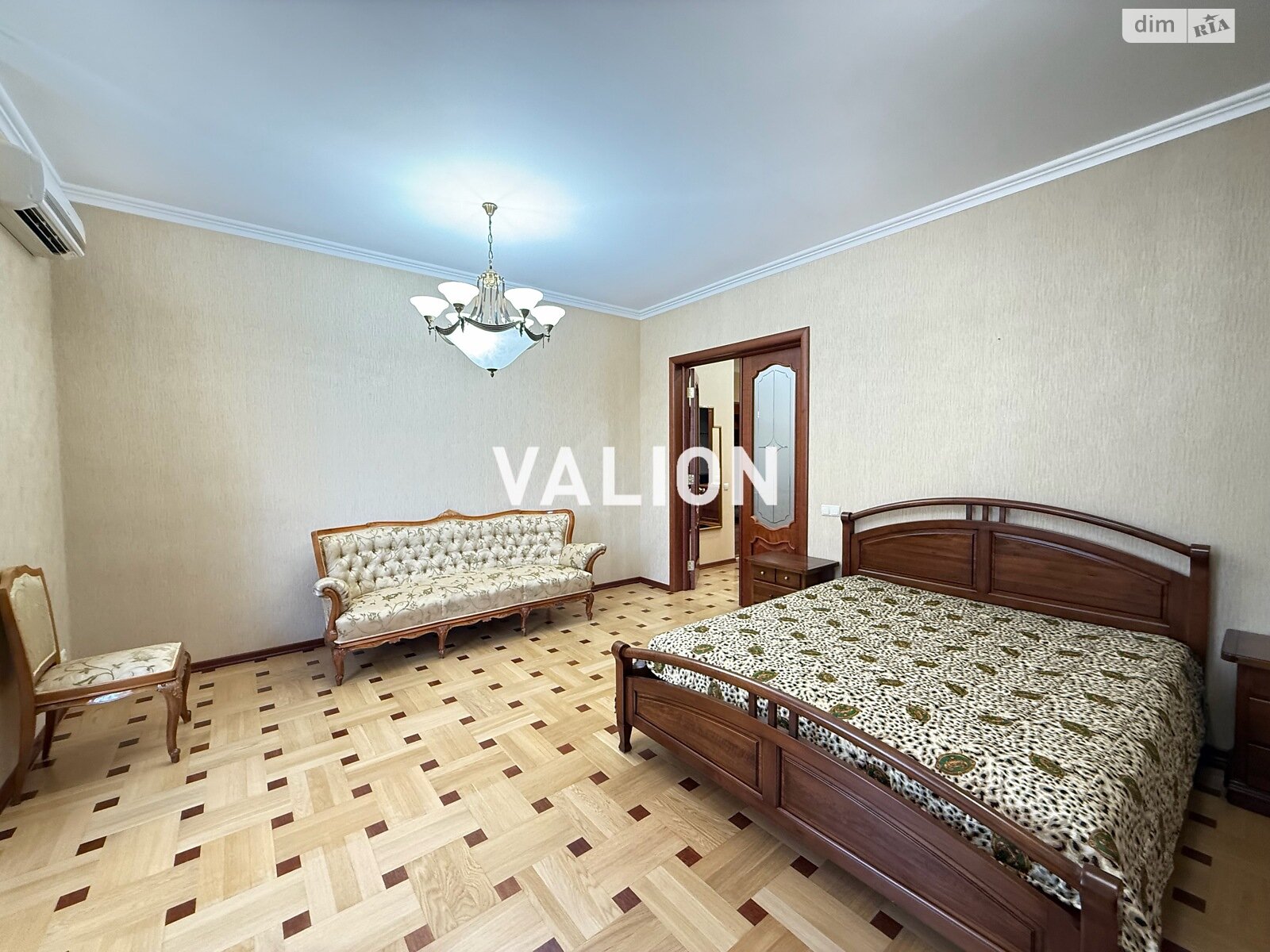 Продажа двухкомнатной квартиры в Киеве, на ул. Коновальца Евгения 32Г, район Саперное Поле фото 1