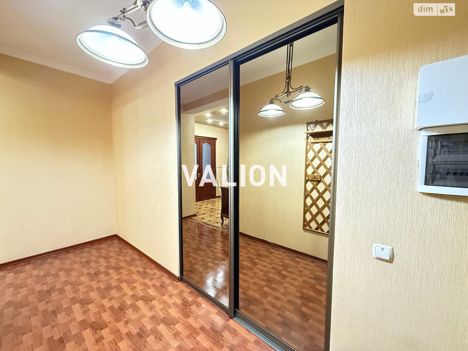 Продажа двухкомнатной квартиры в Киеве, на ул. Коновальца Евгения 32Г, район Саперное Поле фото 1