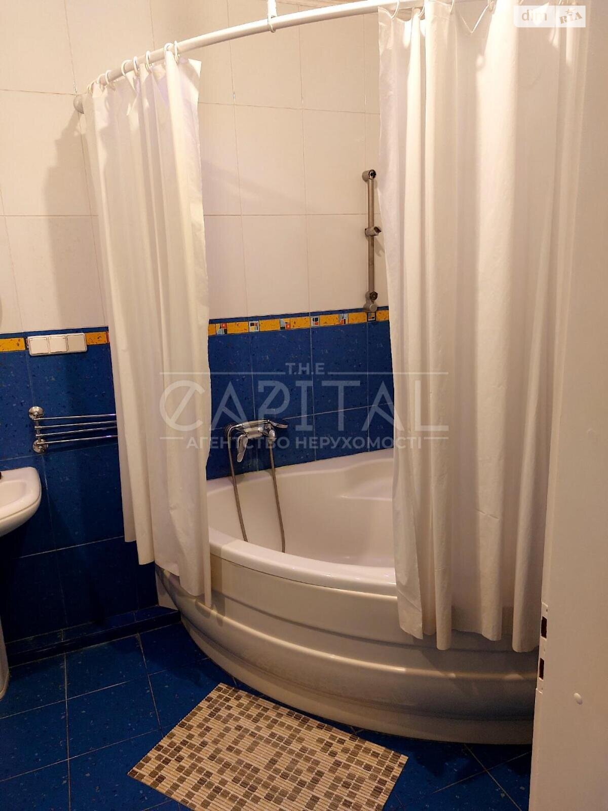 Продажа трехкомнатной квартиры в Киеве, на ул. Ковпака 17, район Саперное Поле фото 1