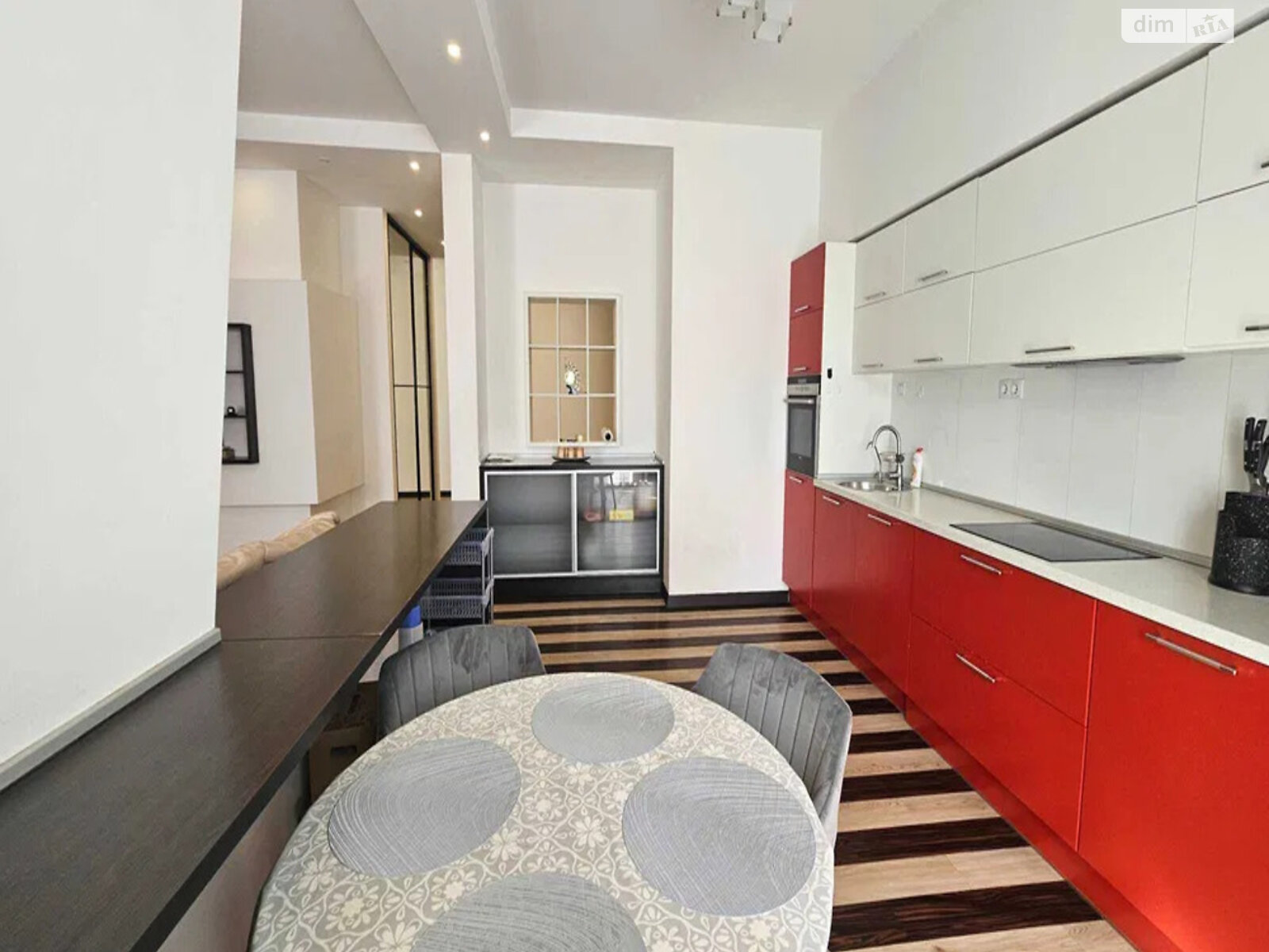 Продаж чотирикімнатної квартири в Києві, на вул. Ковпака 17, район Саперне Поле фото 1