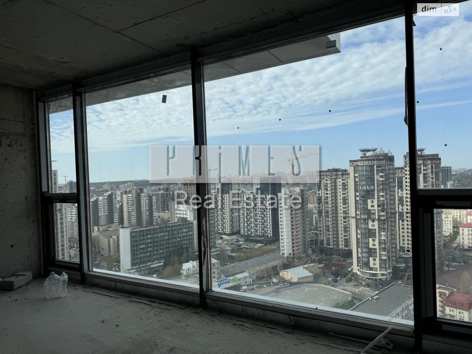 Продаж трикімнатної квартири в Києві, на туп. Фортечний 7Б, район Саперне Поле фото 1 Продаж трикімнатної квартири в Києві, на туп. Фортечний 7Б, район Саперне Поле фото 1