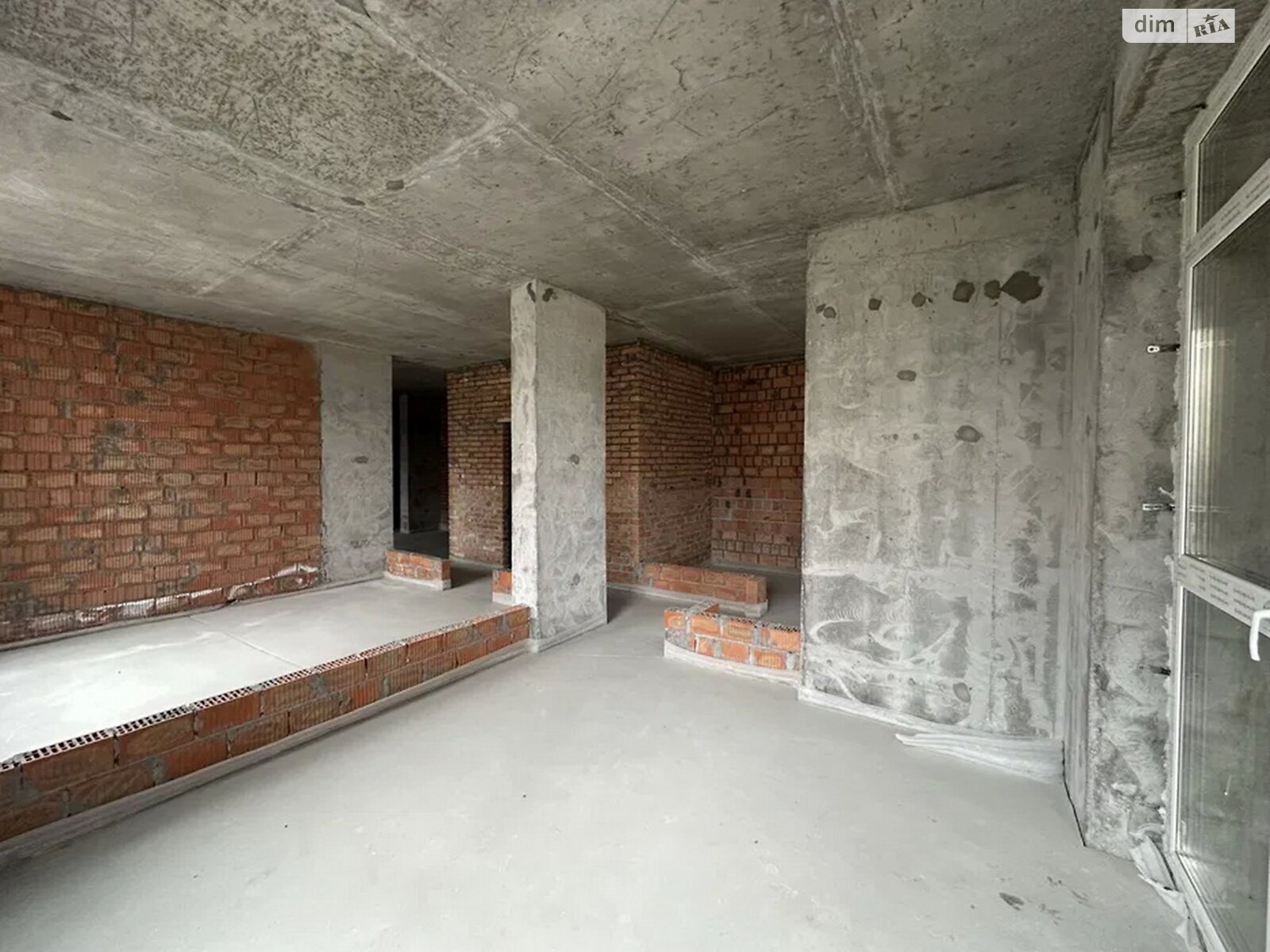 Продаж трикімнатної квартири в Києві, на туп. Фортечний 7В, кв. 131, район Саперне Поле фото 1 Продаж трикімнатної квартири в Києві, на туп. Фортечний 7В, кв. 131, район Саперне Поле фото 1