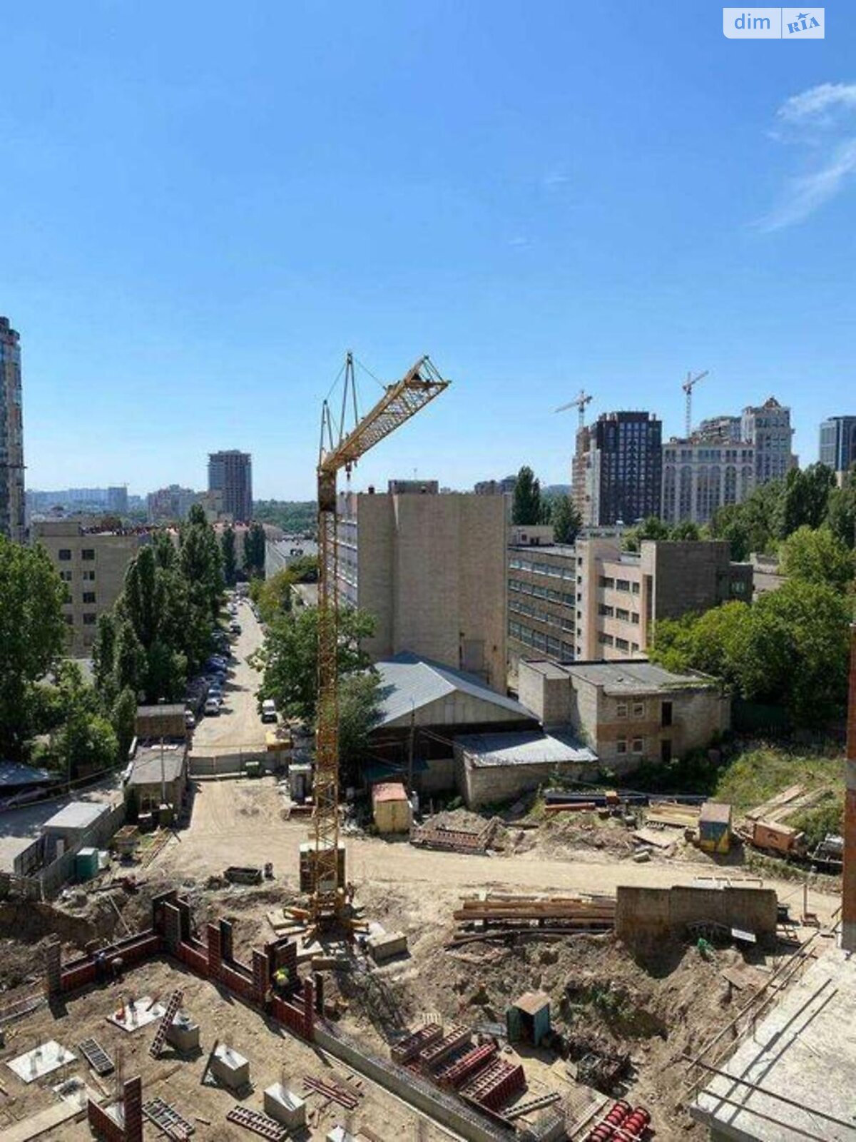 Продажа трехкомнатной квартиры в Киеве, на туп. Крепостной 7В, район Саперное Поле фото 1 Продажа трехкомнатной квартиры в Киеве, на туп. Крепостной 7В, район Саперное Поле фото 1