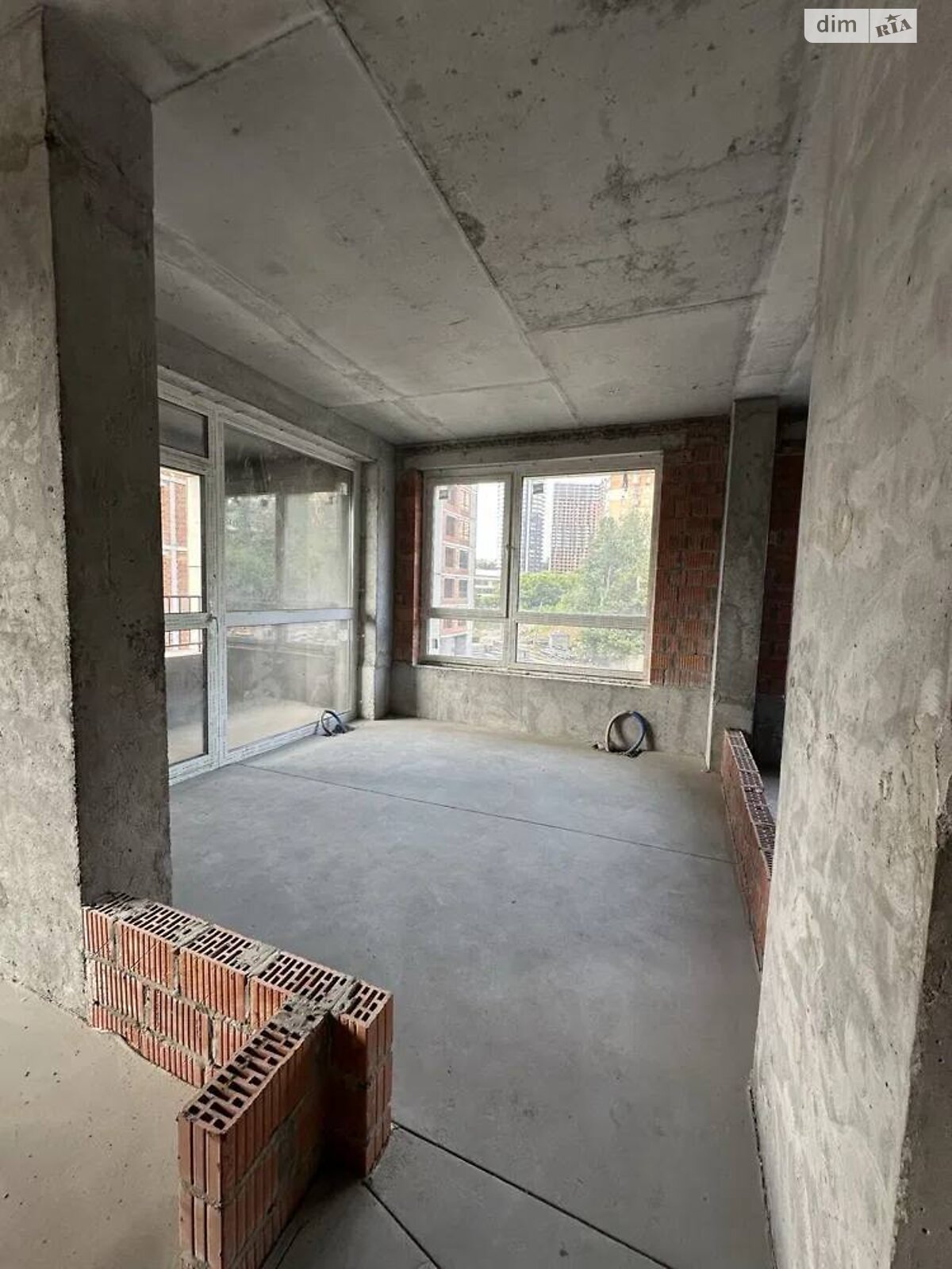 Продажа трехкомнатной квартиры в Киеве, на туп. Крепостной 7В корпус 4, район Саперное Поле фото 1 Продажа трехкомнатной квартиры в Киеве, на туп. Крепостной 7В корпус 4, район Саперное Поле фото 1