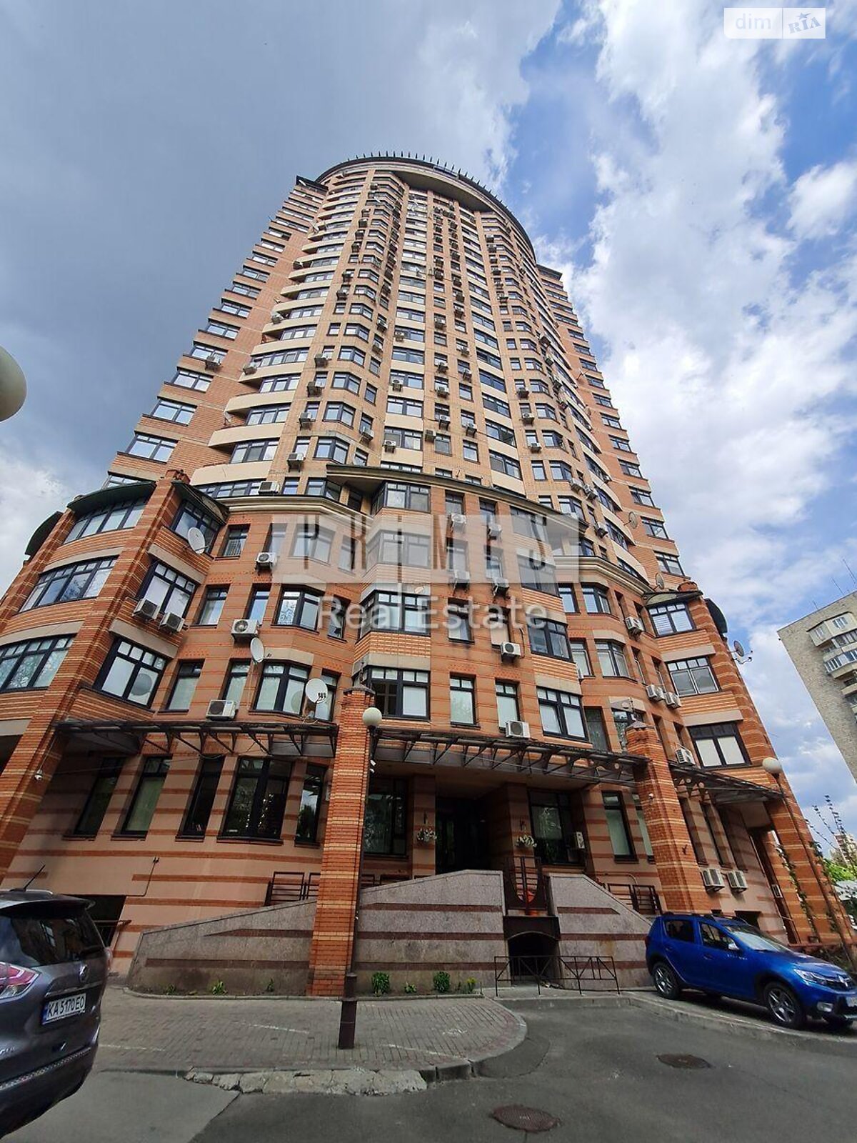 Продаж трикімнатної квартири в Києві, на бул. Лесі Українки 30Б, район Саперне Поле фото 1 Продаж трикімнатної квартири в Києві, на бул. Лесі Українки 30Б, район Саперне Поле фото 1