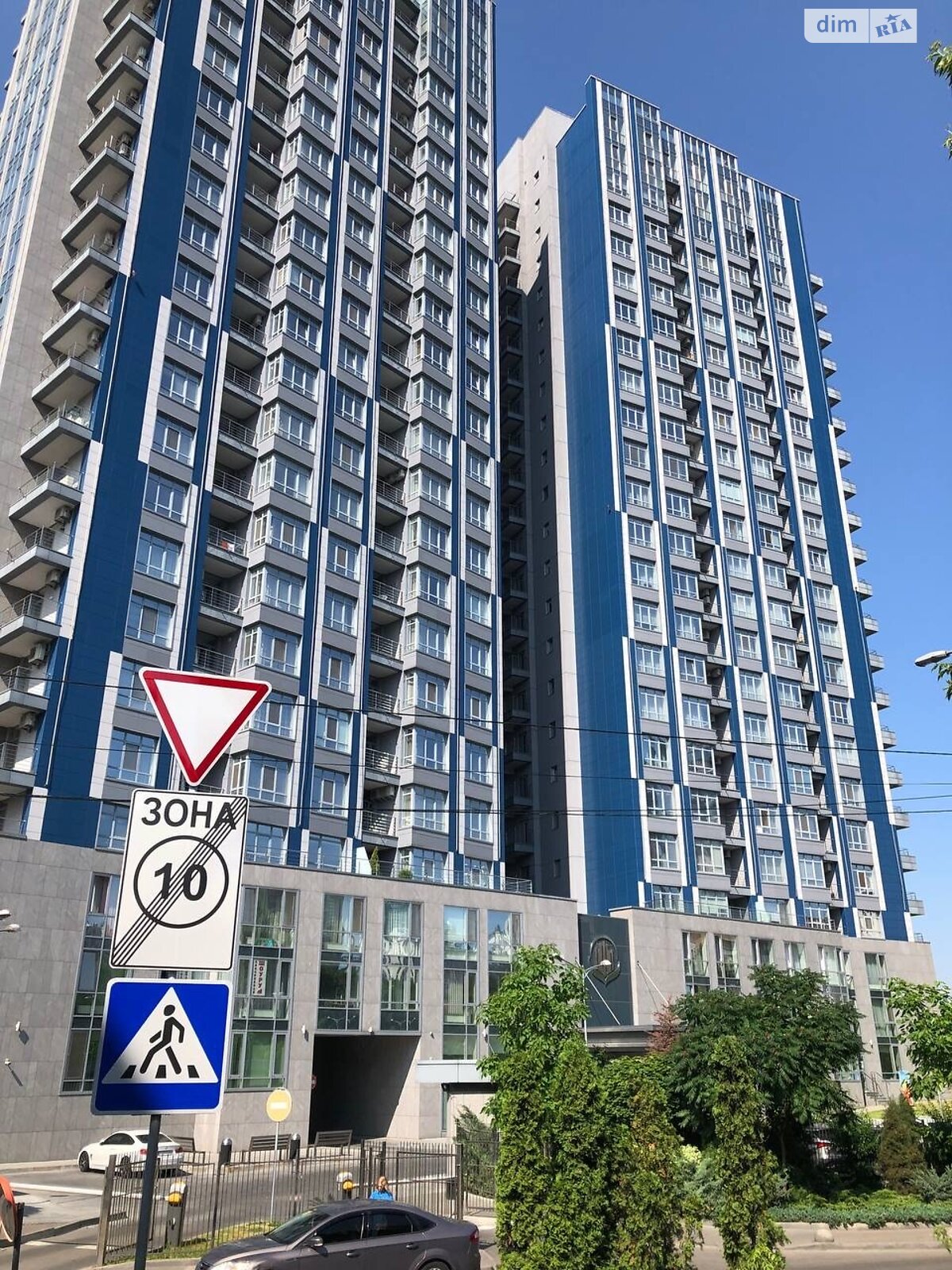 Продаж чотирикімнатної квартири в Києві, на вул. Маккейна Джона 7, район Саперне Поле фото 1 Продаж чотирикімнатної квартири в Києві, на вул. Маккейна Джона 7, район Саперне Поле фото 1