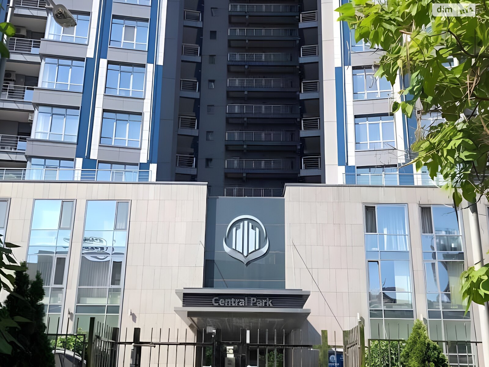 Продажа четырехкомнатной квартиры в Киеве, на ул. Маккейна Джона 7, район Саперное Поле фото 1 Продажа четырехкомнатной квартиры в Киеве, на ул. Маккейна Джона 7, район Саперное Поле фото 1