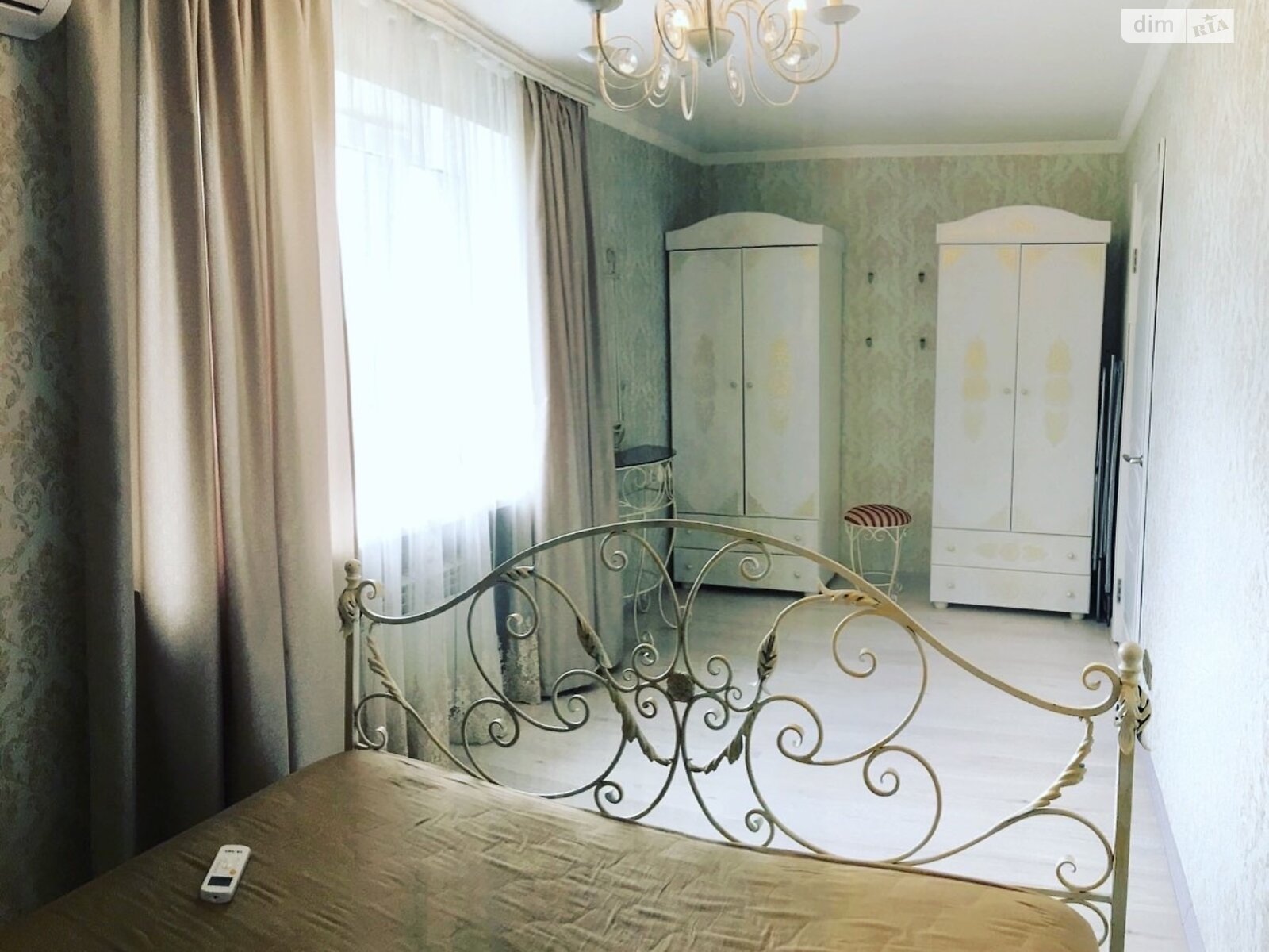 Продажа двухкомнатной квартиры в Киеве, на ул. Маккейна Джона 35Б, район Саперное Поле фото 1 Продажа двухкомнатной квартиры в Киеве, на ул. Маккейна Джона 35Б, район Саперное Поле фото 1