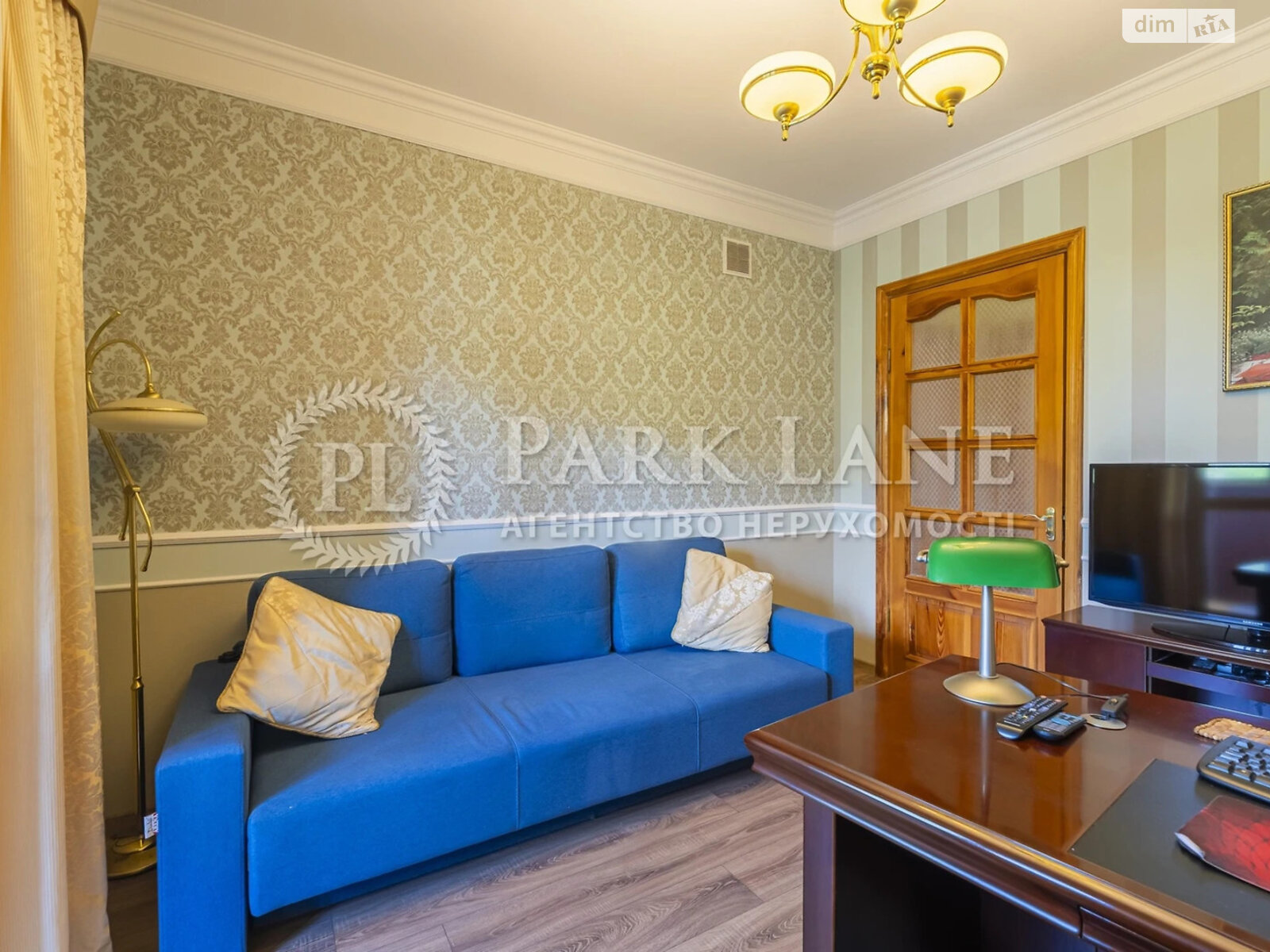 Продажа четырехкомнатной квартиры в Киеве, на ул. Маккейна Джона 18/2, район Саперное Поле фото 1 Продажа четырехкомнатной квартиры в Киеве, на ул. Маккейна Джона 18/2, район Саперное Поле фото 1