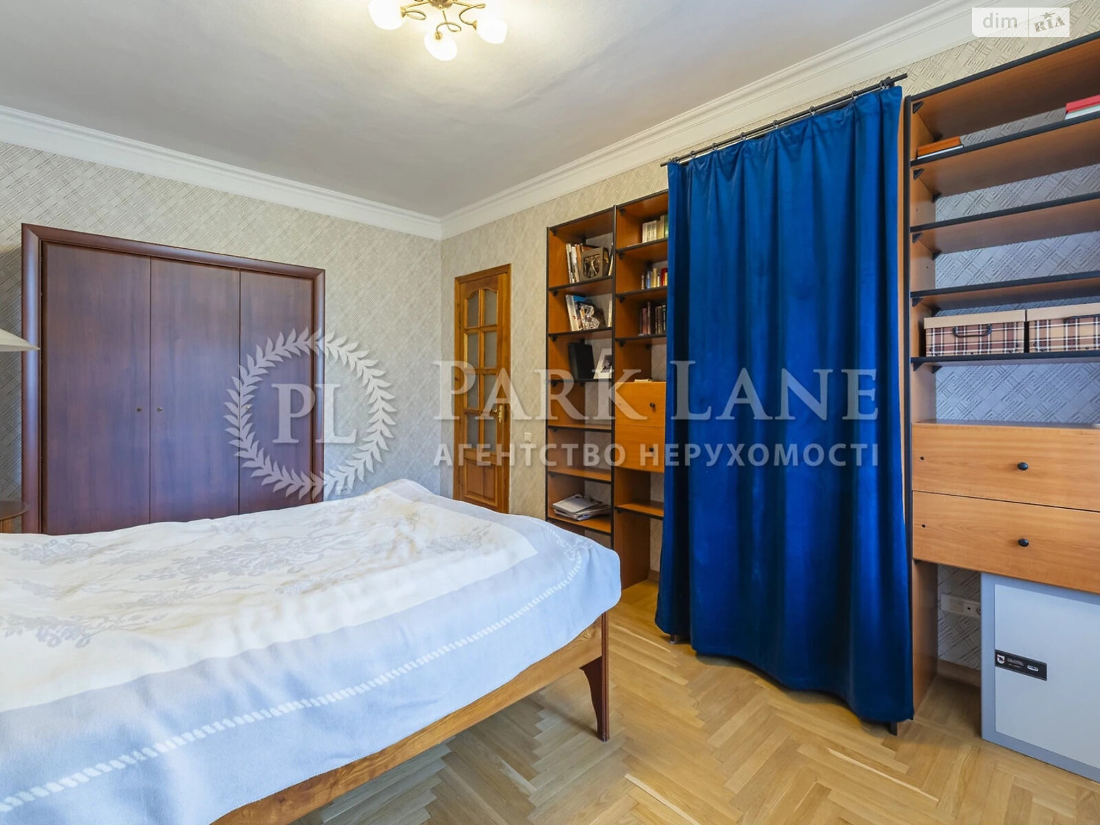 Продажа четырехкомнатной квартиры в Киеве, на ул. Маккейна Джона 18/2, район Саперное Поле фото 1 Продажа четырехкомнатной квартиры в Киеве, на ул. Маккейна Джона 18/2, район Саперное Поле фото 1